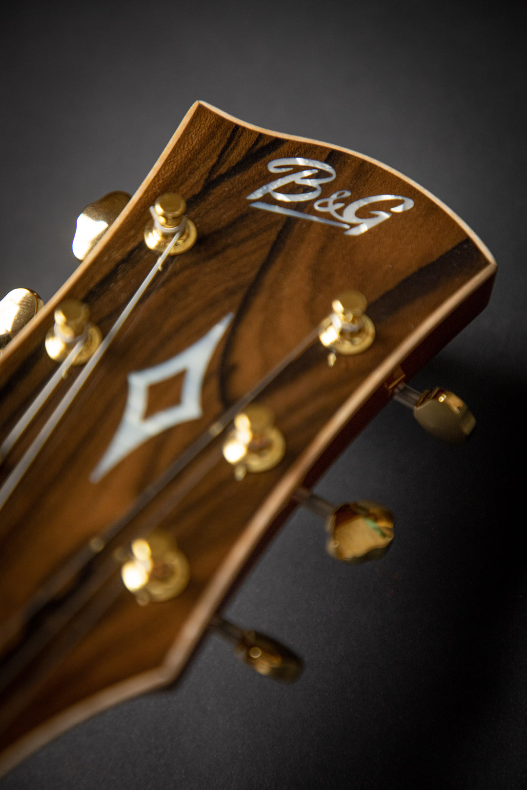 Private Build - Goldfinger Honey Burst P90 (2001009)
