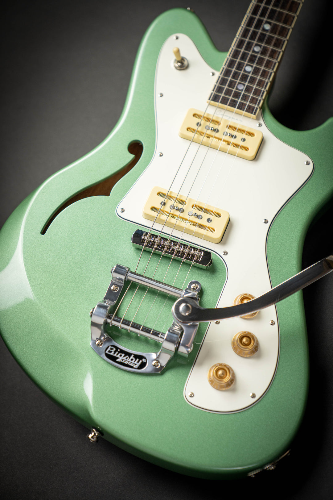 Original Conquer 59 Bigsby Silver Jade (C5900224)