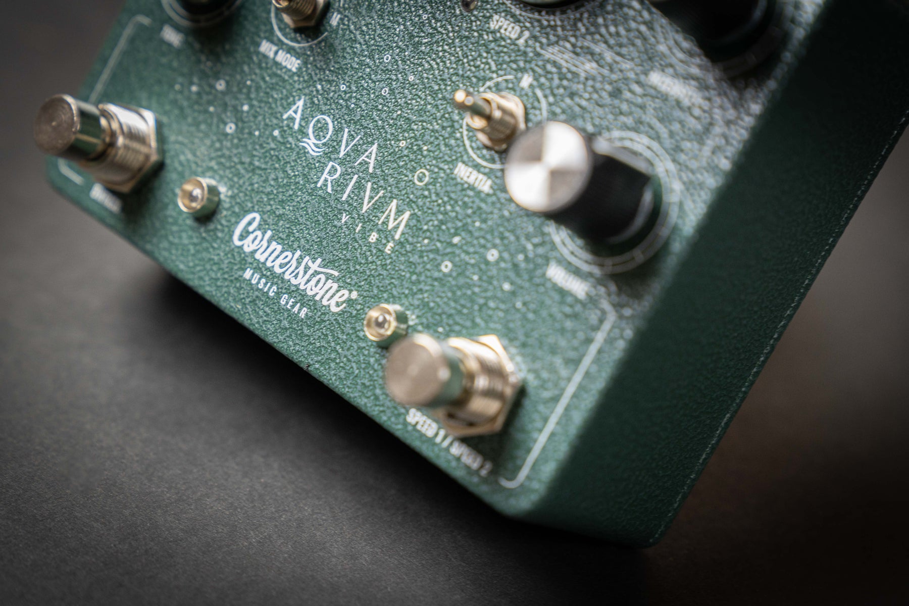 Cornerstone Aquarium Univibe – Guitars Rebellion