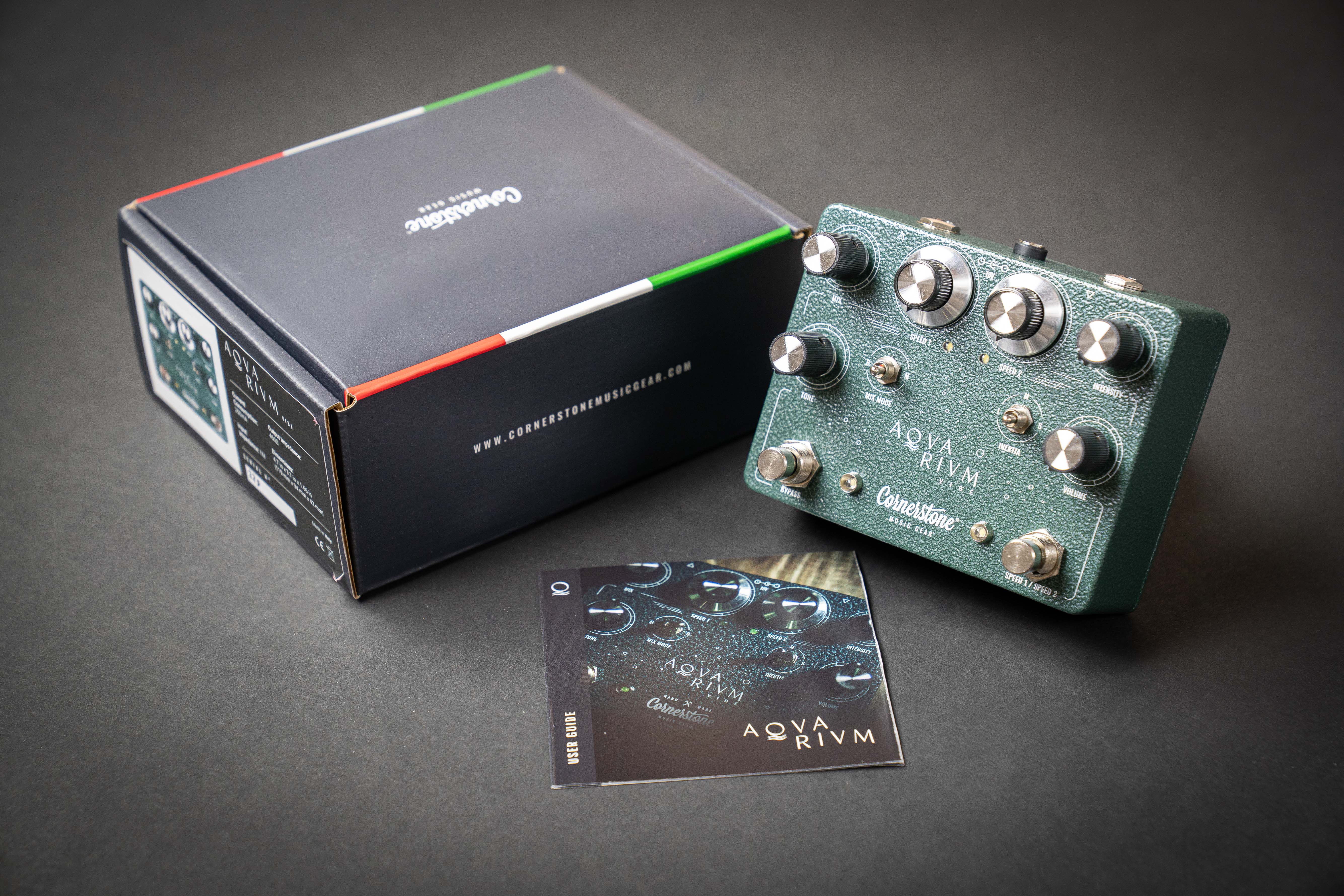 Cornerstone AQUARIUM Univibeギターエフェクター Guitar Pedal X - News - Cornerstone's Aquarium Vibe is a