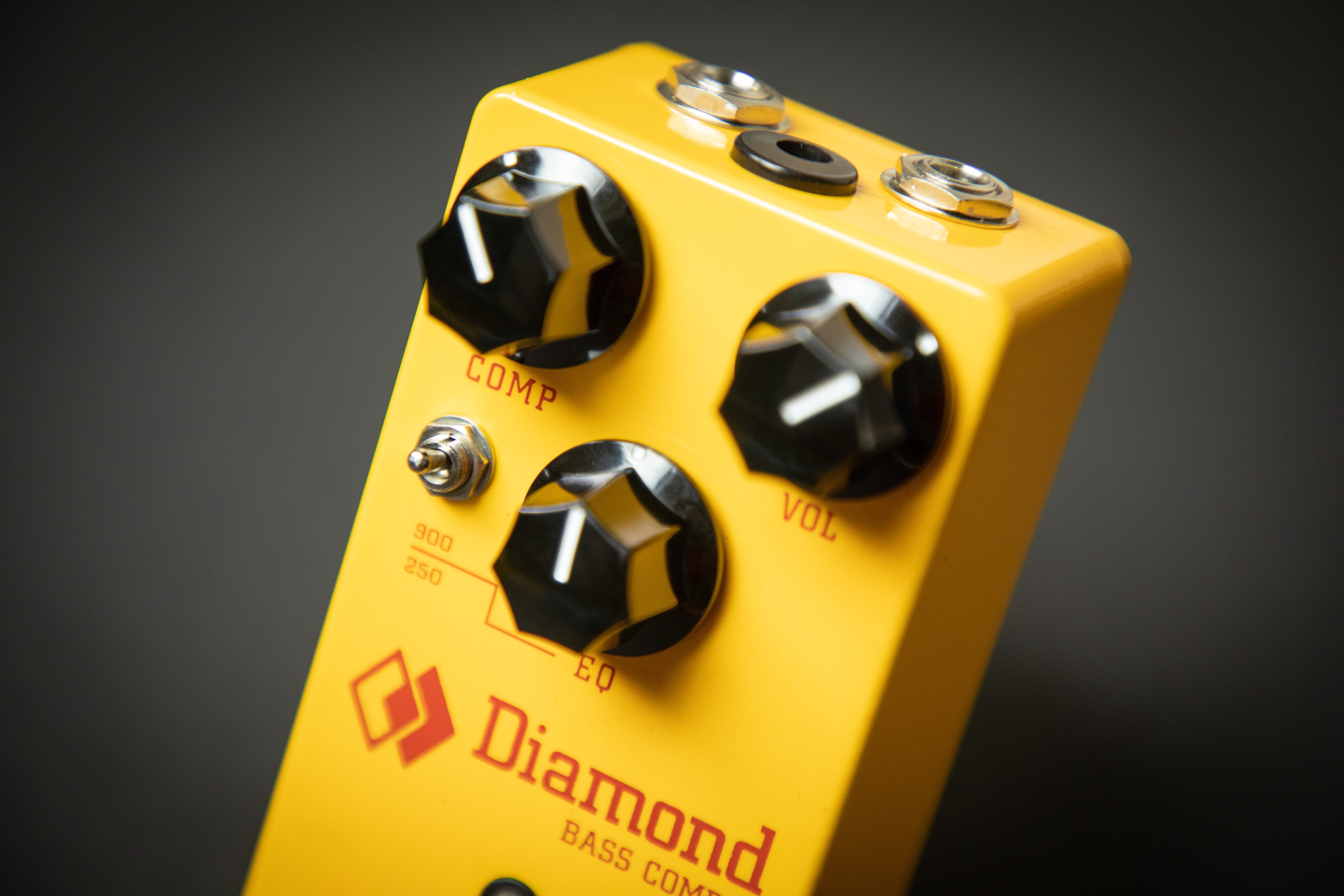 Diamond Bass Comp Jr BCP1 – Guitars Rebellion