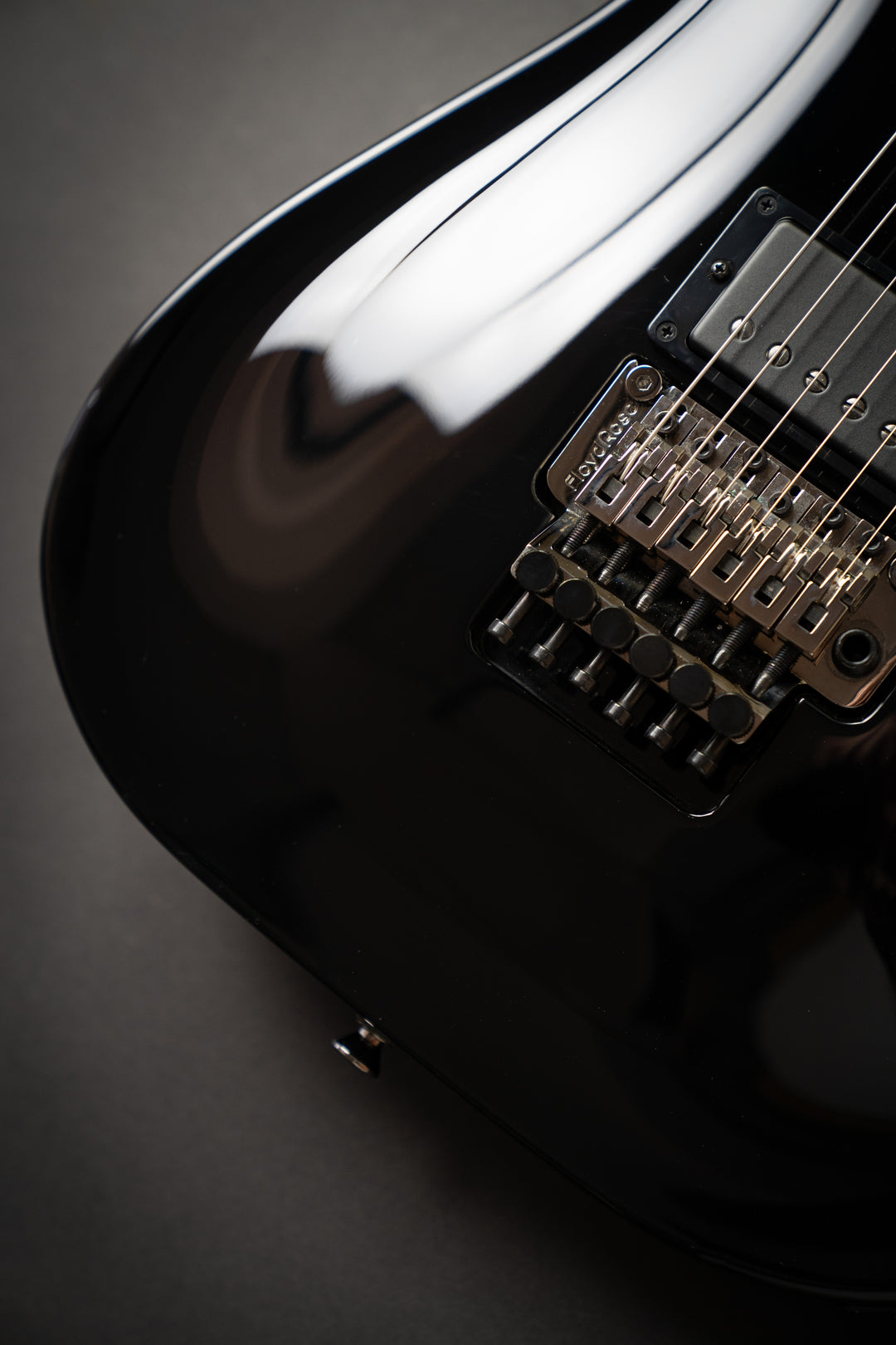 Custom Shop Horizon-I Black (E8970192)