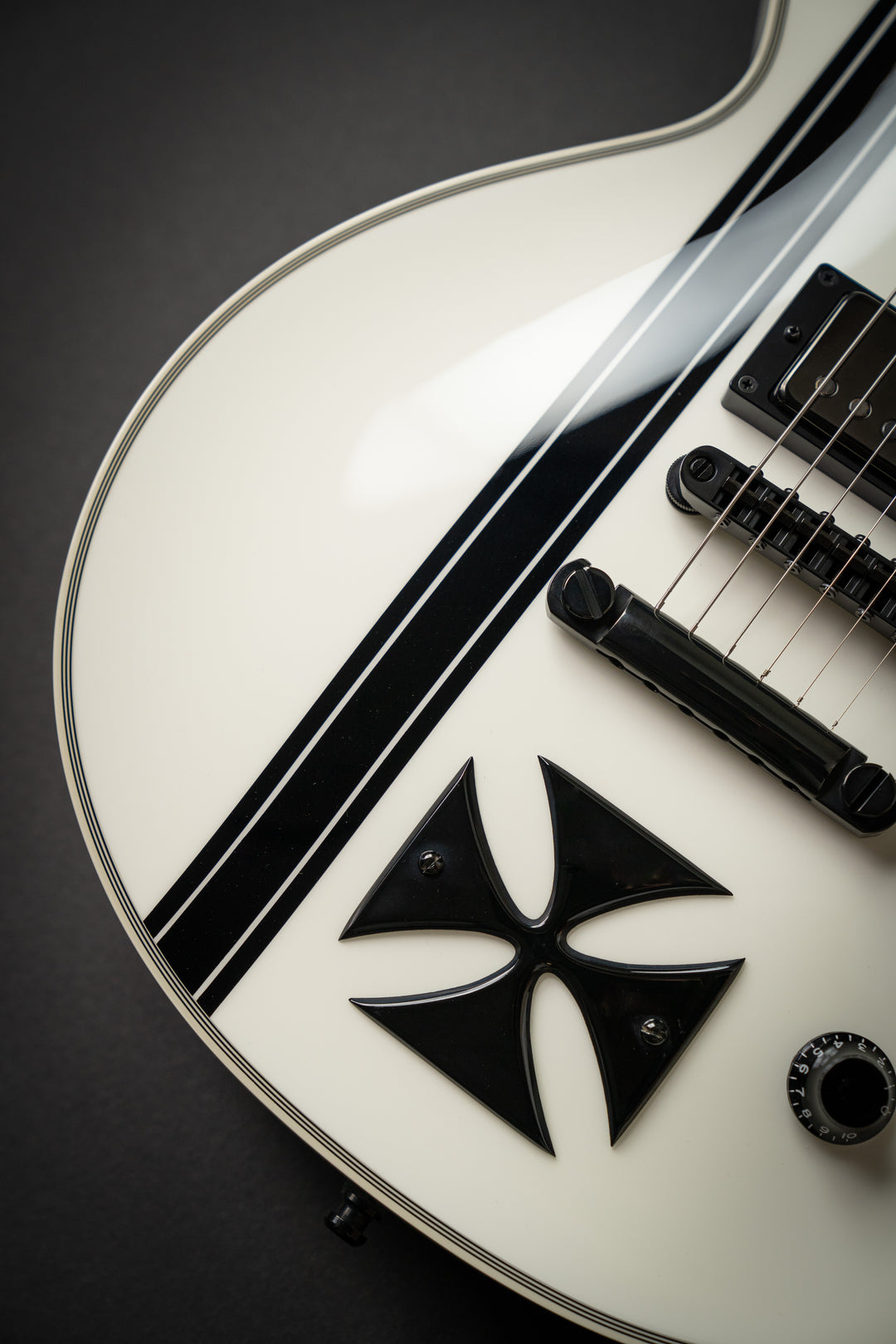 Custom Shop Iron Cross (E0820212)