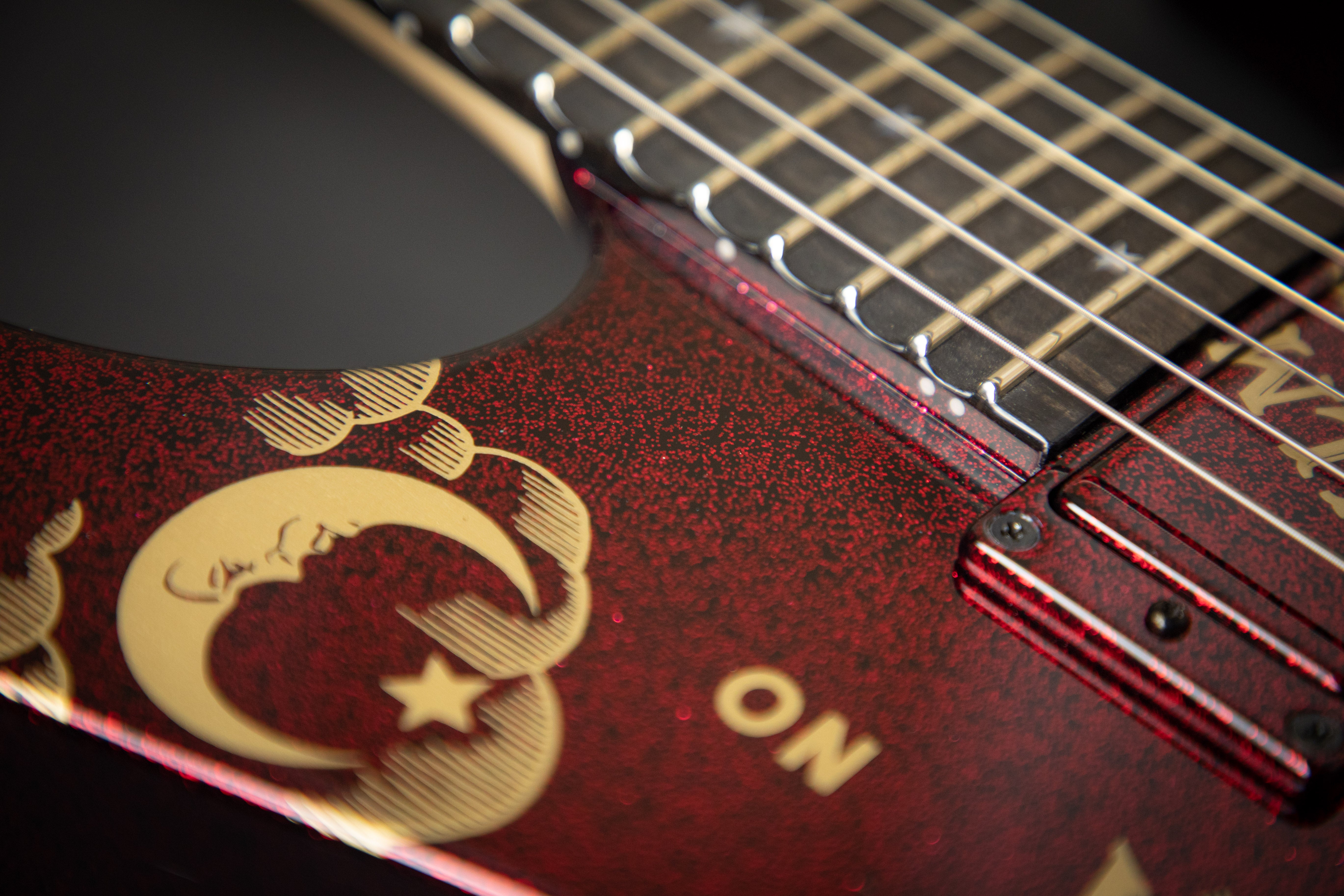 ESP Custom Shop KH-2 SPARKLE OUIJA Ltd Ed. Red Sparkle n°20 ESP Custom Shop KH-2 SPARKLE OUIJA Ltd Ed. Red Sparkle n°20