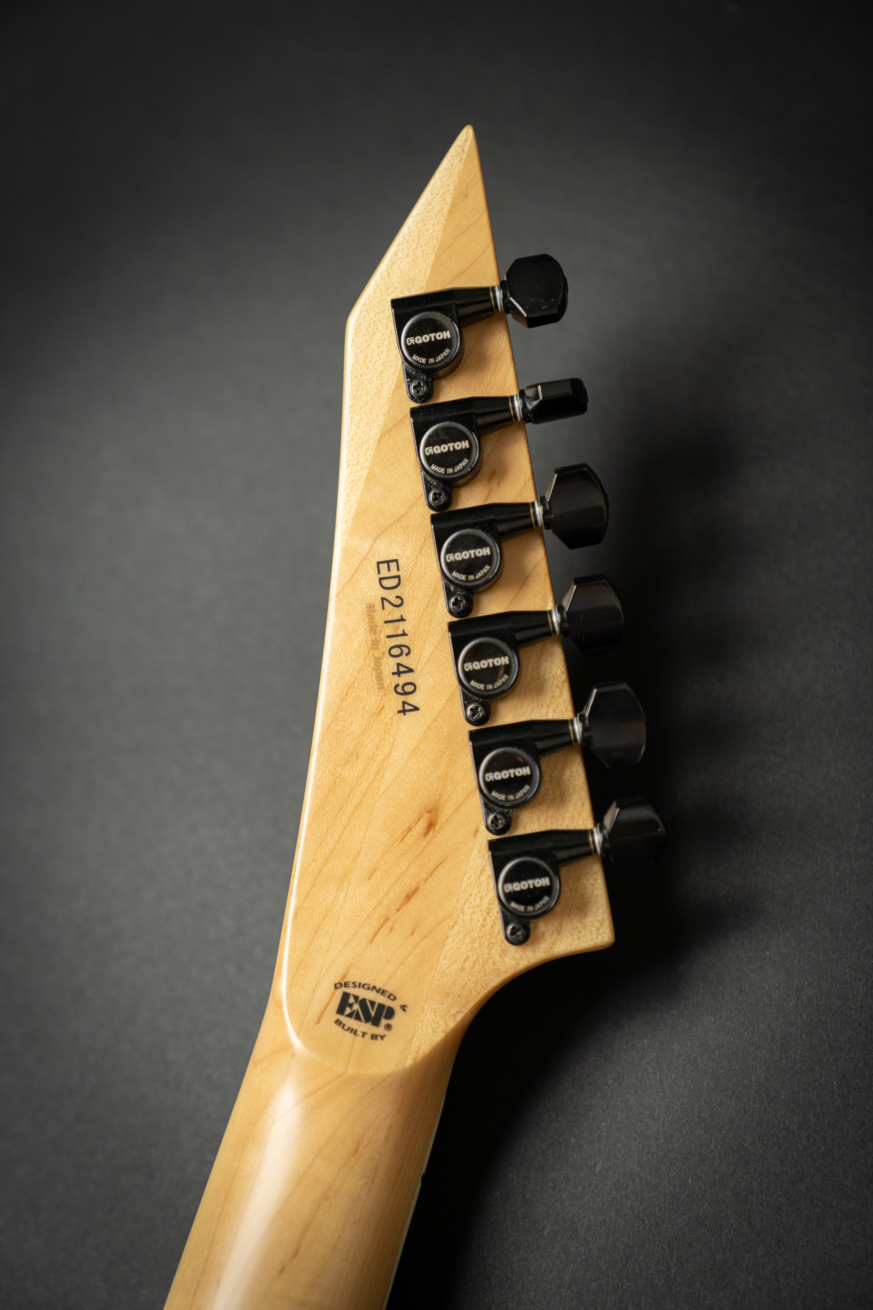 Edwards E-AL-166 Pink Sawtooth (ED2116494) – Guitars Rebellion