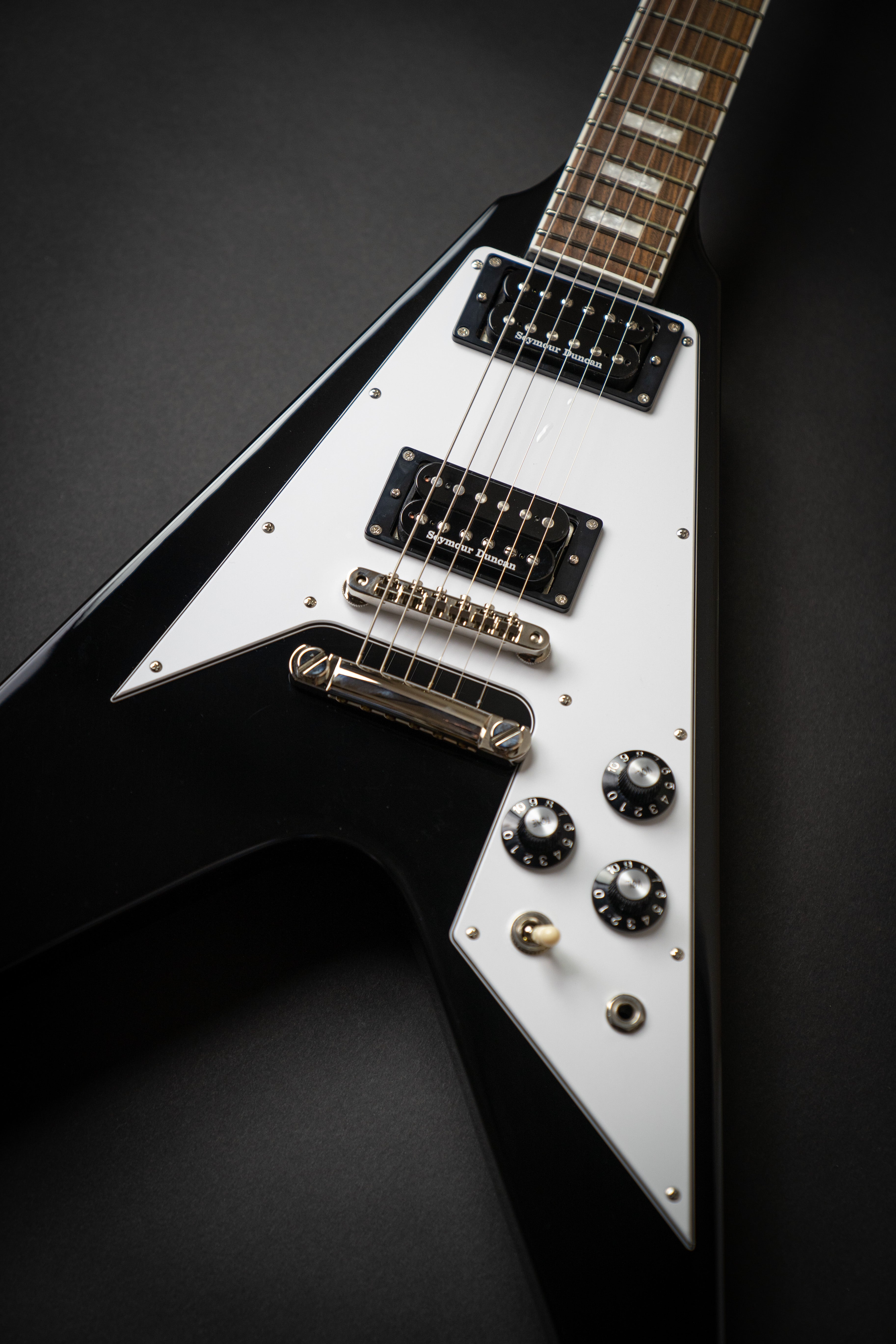 Edwards E-FV-120D Black (ED2115557P) – Guitars Rebellion