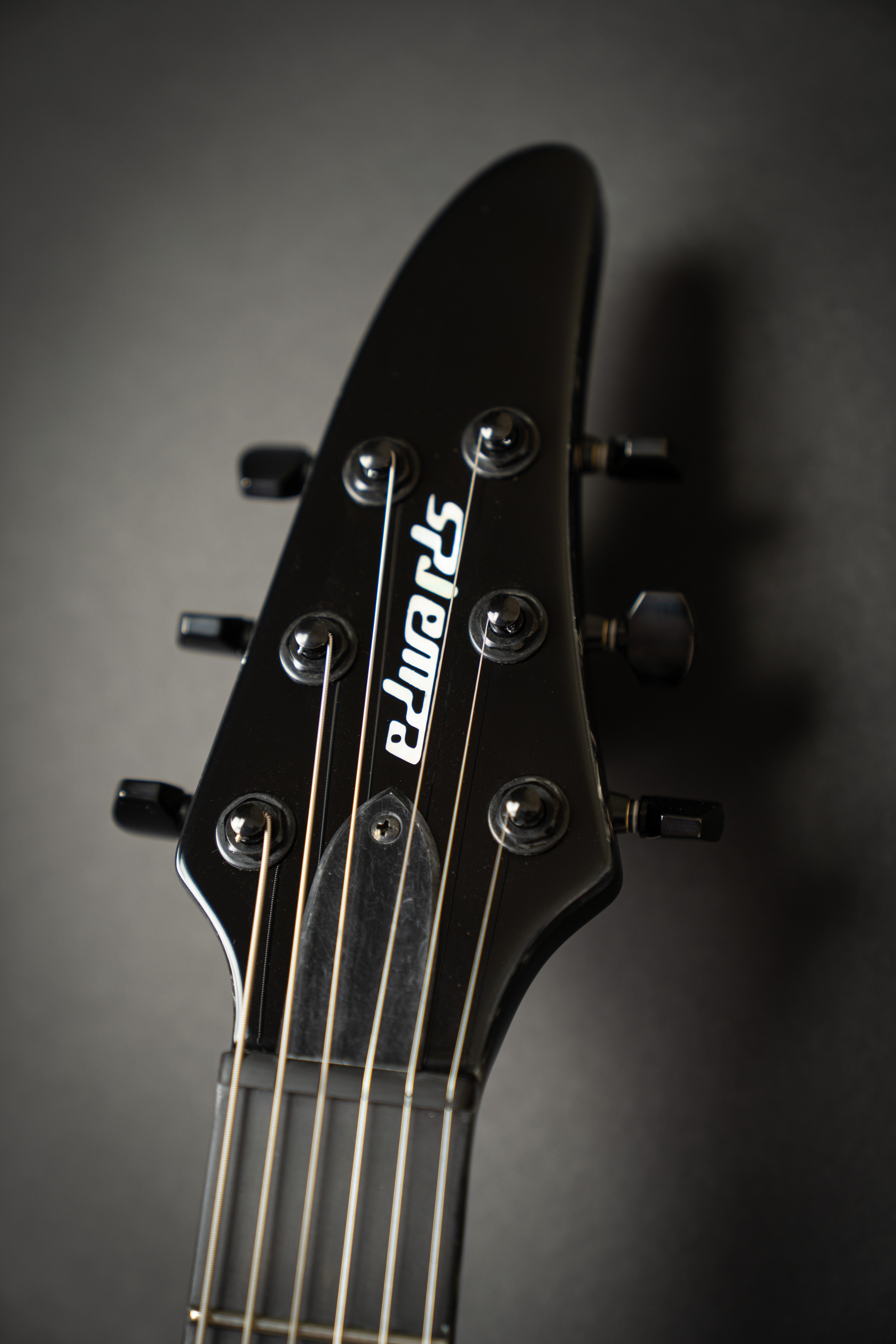 Edwards E-HR-135NT Black (ED2023452) – Guitars Rebellion