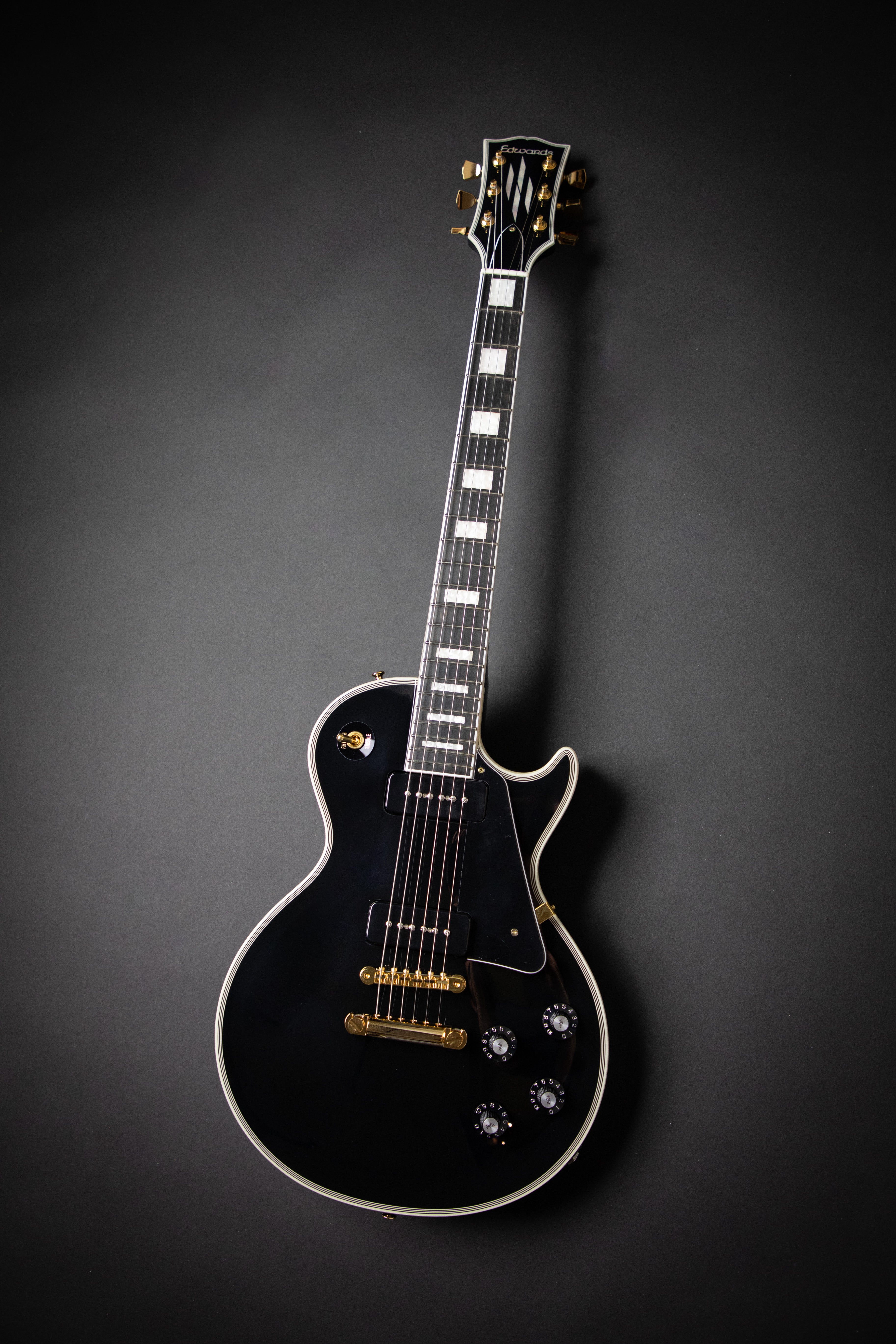Edwards E-LP-130CDP Black (ED2018257) – Guitars Rebellion
