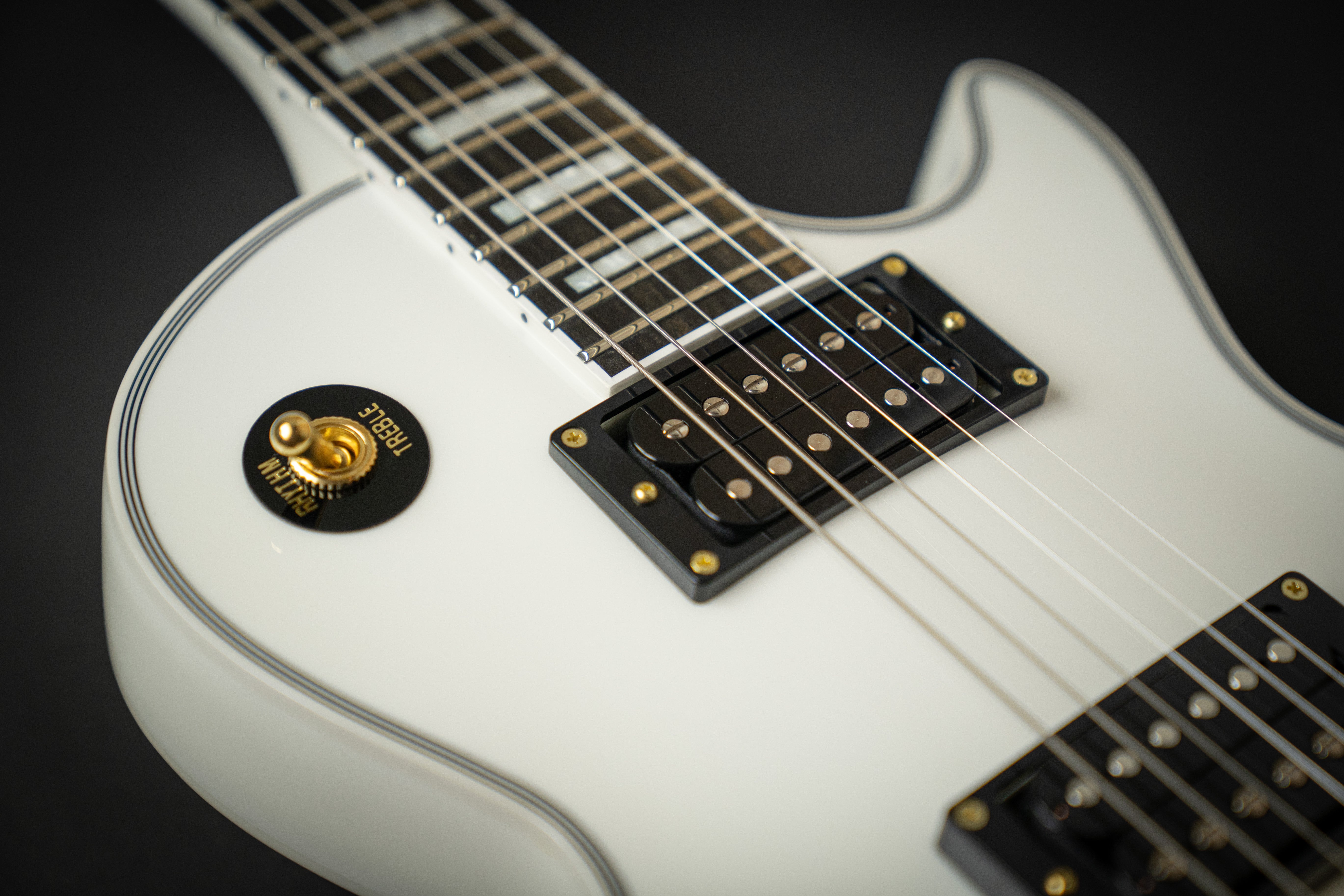 Edwards E-LPC White (ED2103468) – Guitars Rebellion