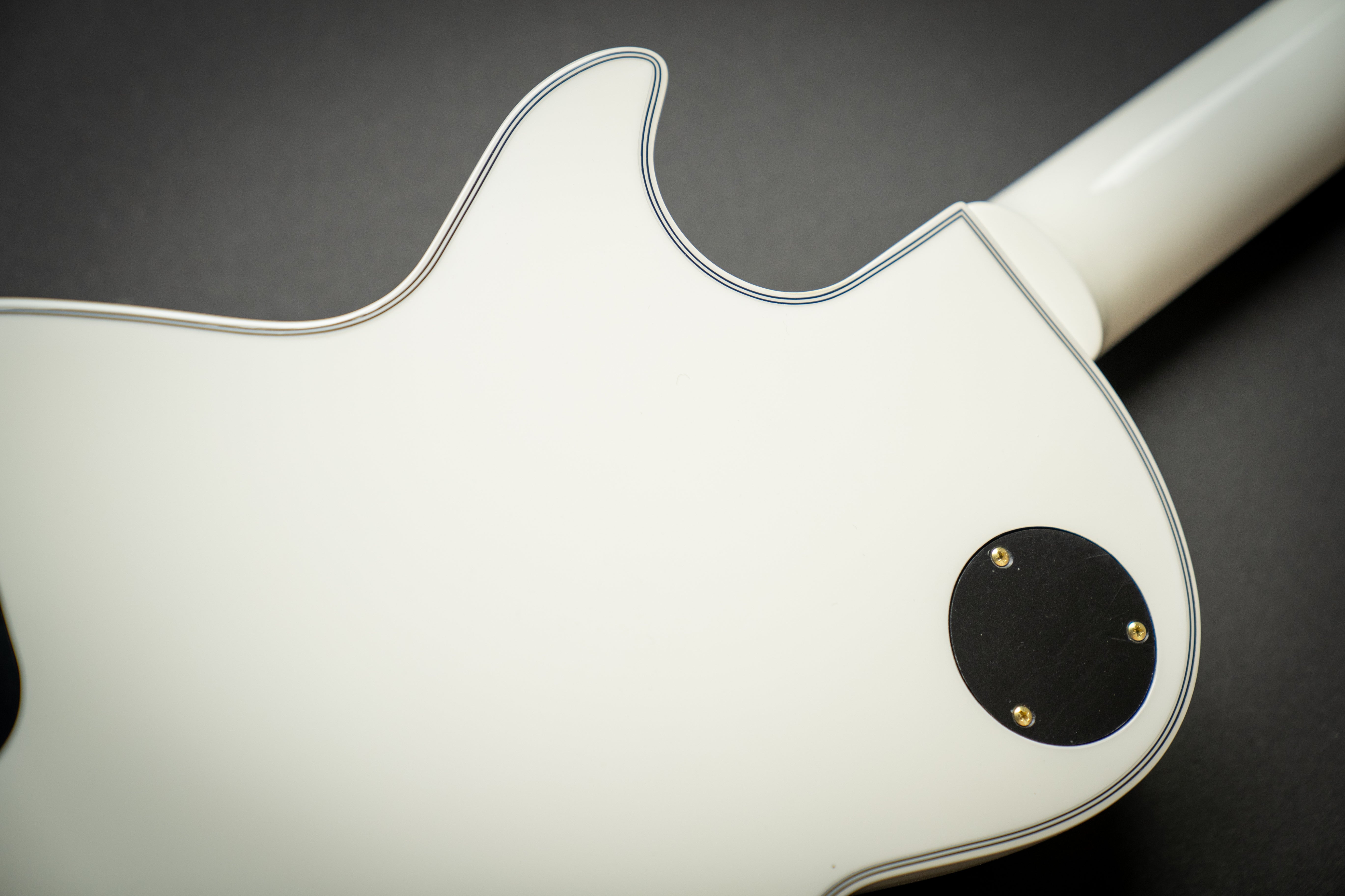 Edwards E-LPC White (ED2103468) – Guitars Rebellion