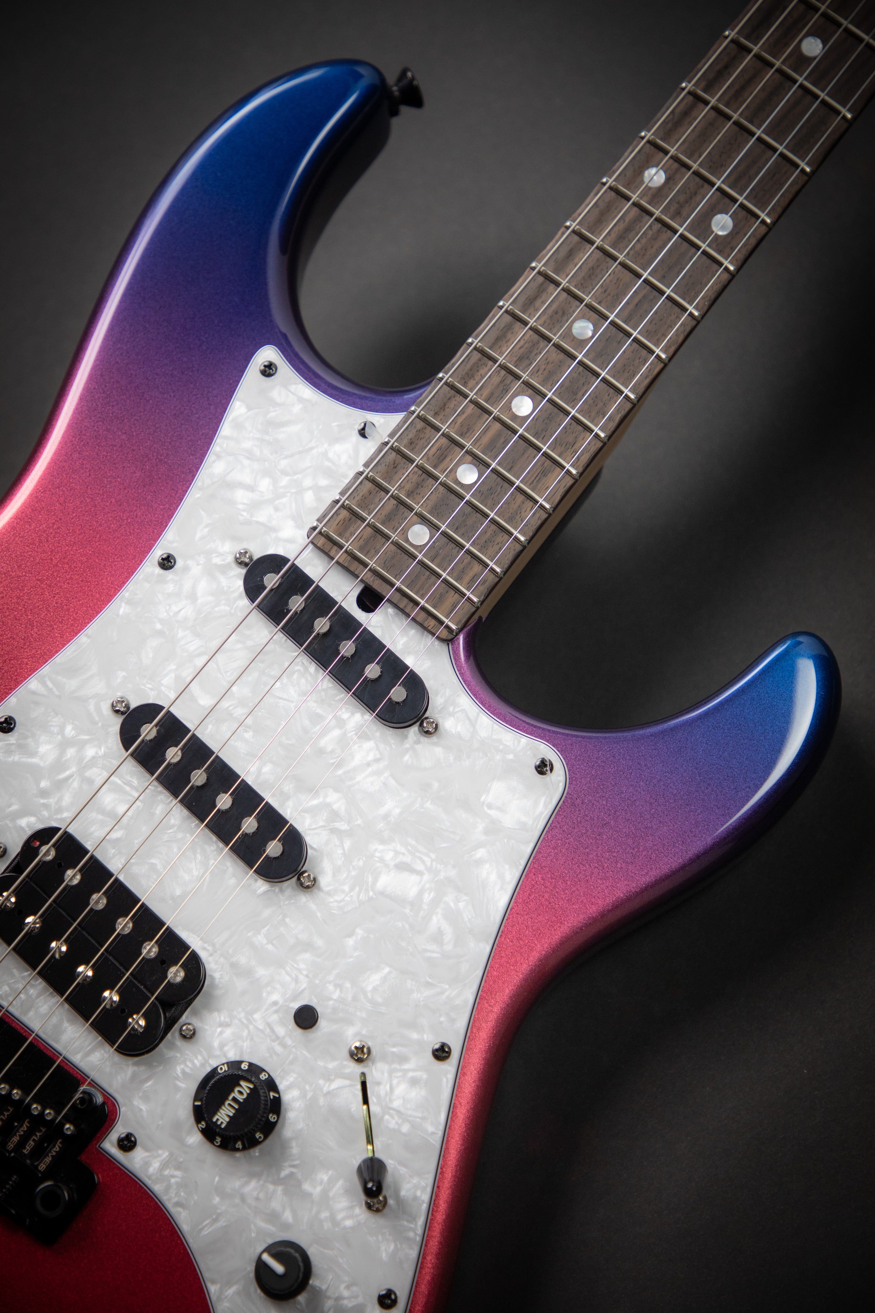 James Tyler Japan Studio Elite HD Metallic Jimburst (J8153