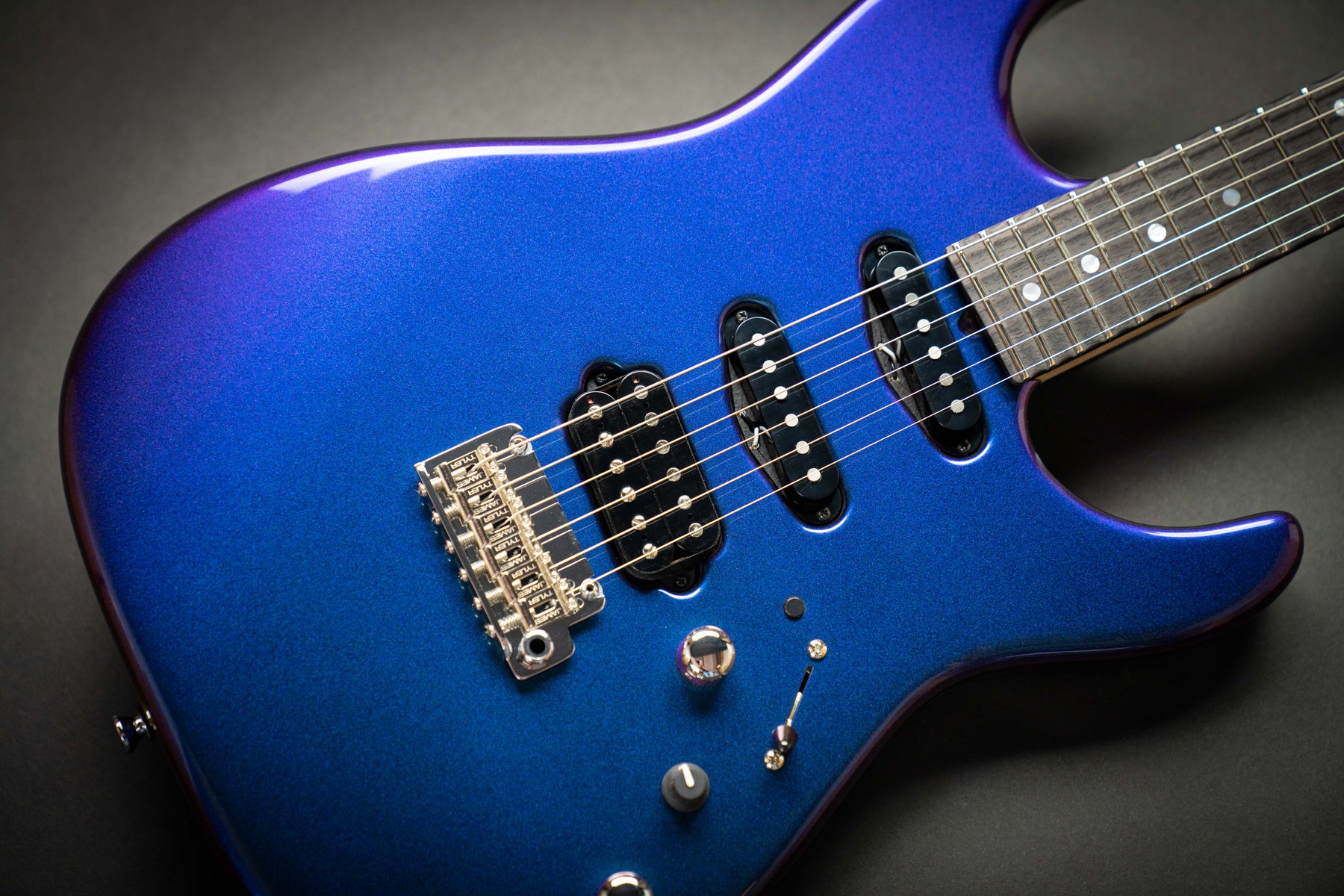 James Tyler Japan Studio Elite HD RR Color Shifting (J23003) – Guitars ...