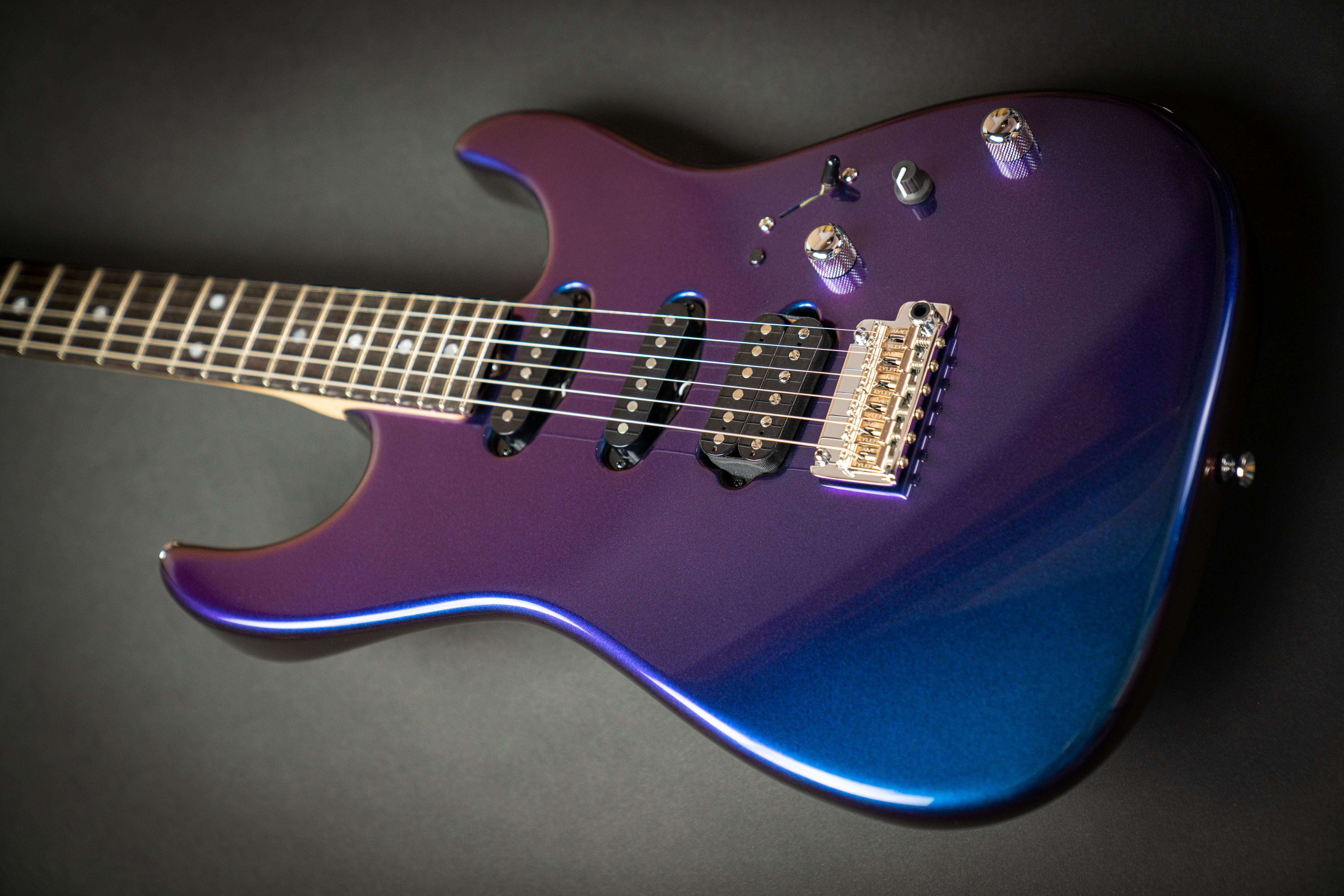James Tyler Japan Studio Elite HD RR Color Shifting (J23003
