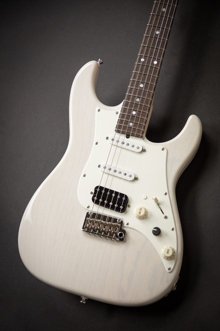 Studio Elite HD Blond (J9127) 