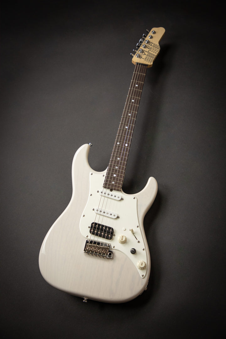 Studio Elite HD Blond (J9127) 