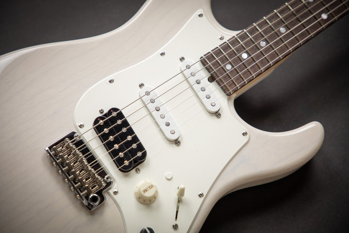 Studio Elite HD Blond (J9127) 