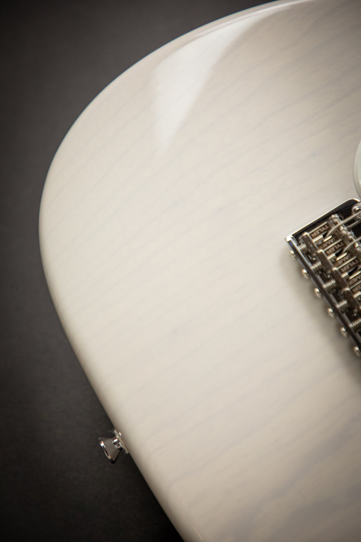 Studio Elite HD Blond (J9127) 