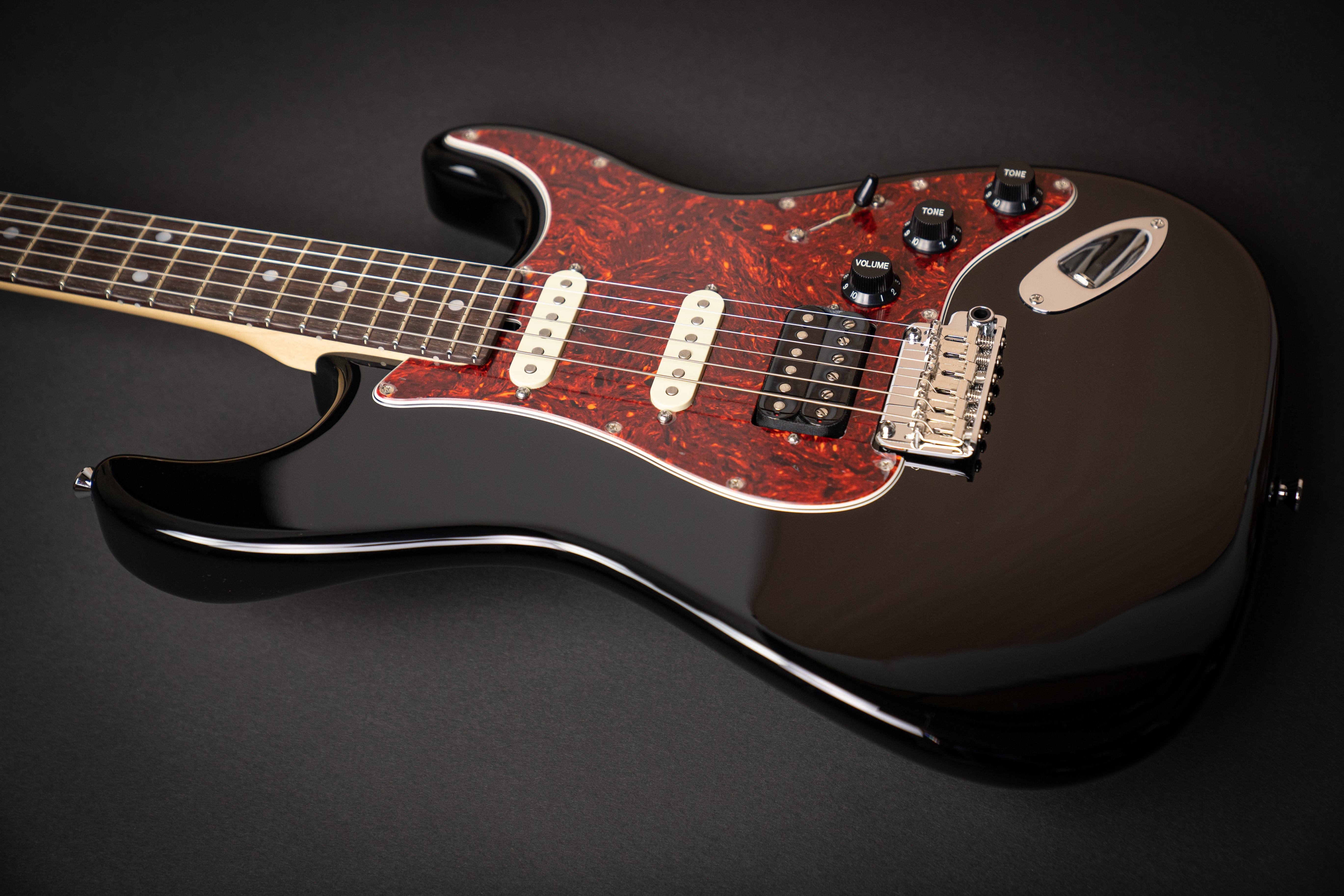 James Tyler Japan The Black Classic (J21078) – Guitars Rebellion