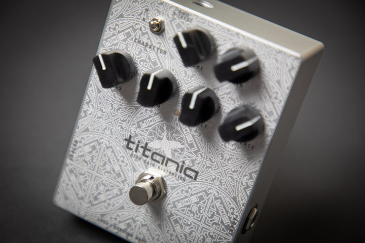 Titania Leda Signature Edition