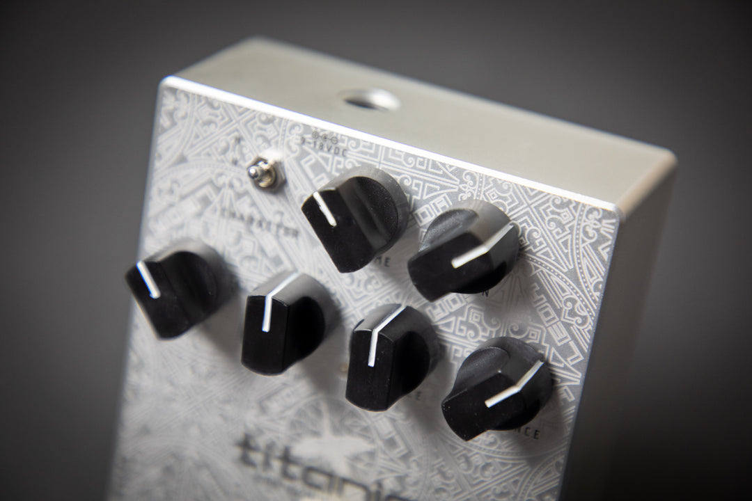 Titania Leda Signature Edition