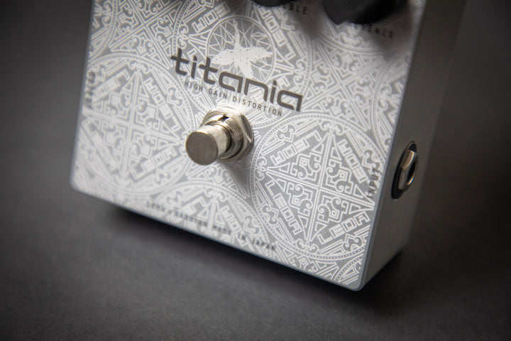 Titania Leda Signature Edition