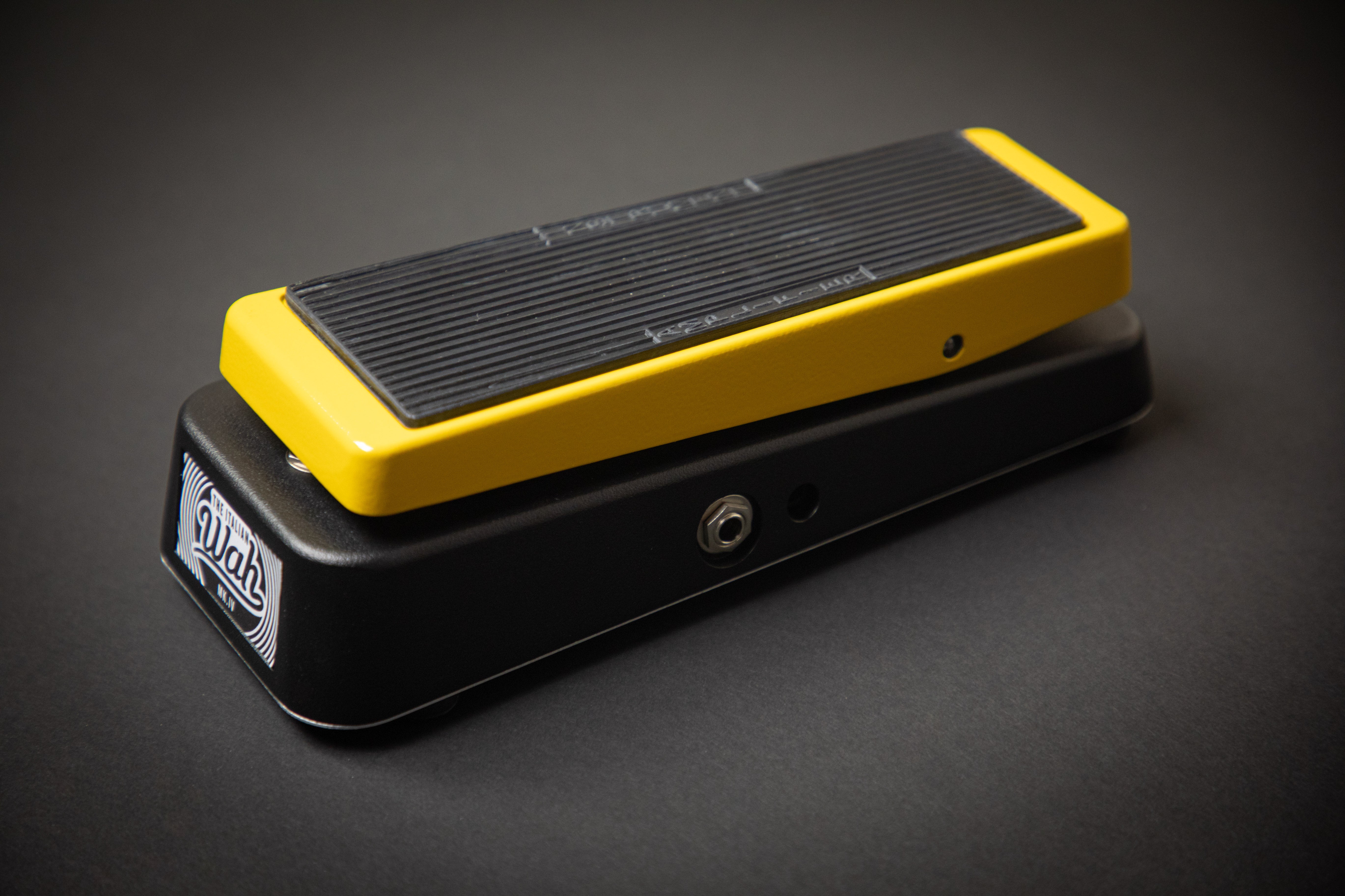 LAA Custom Italian Wah – Guitars Rebellion