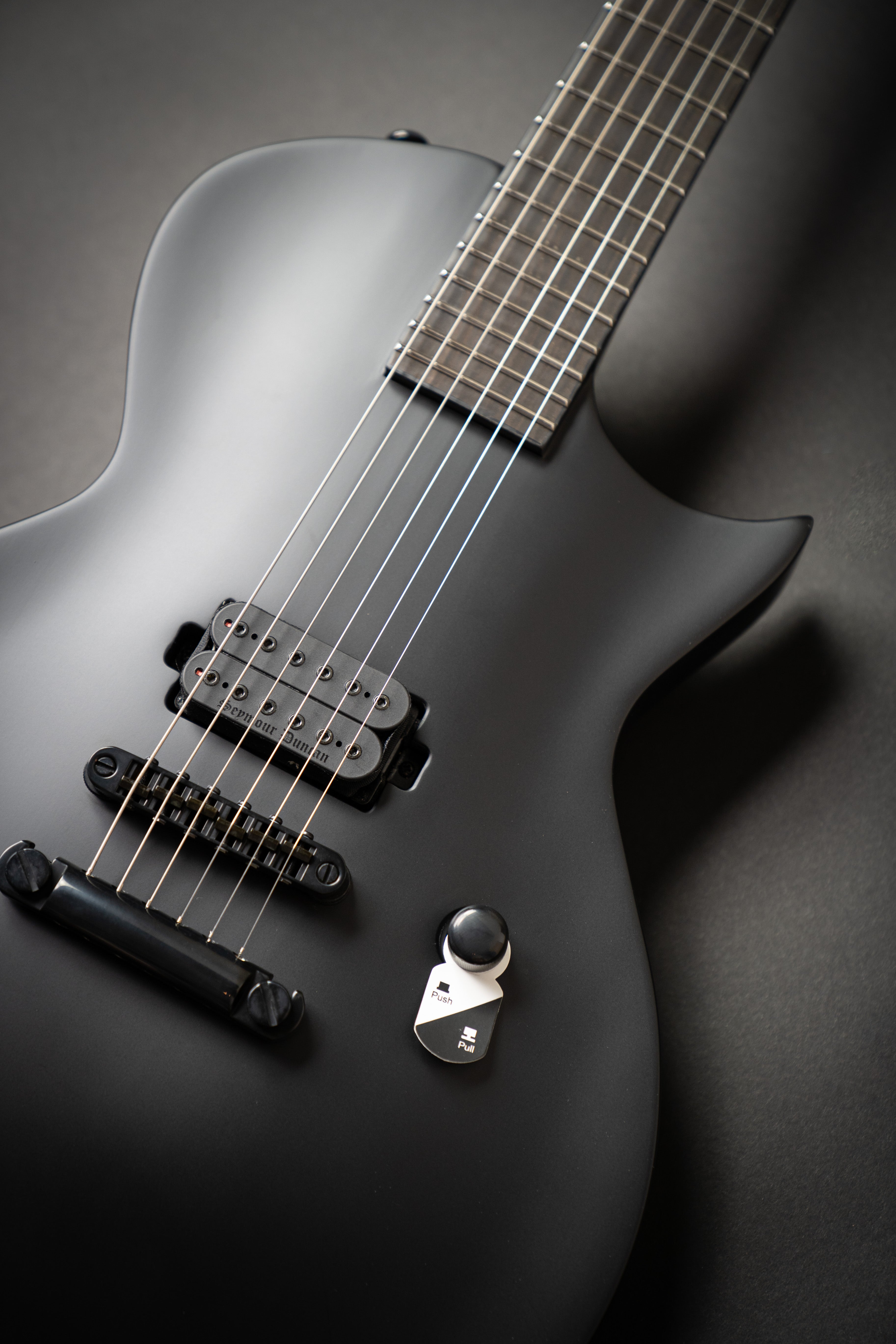 Ec clearance black metal