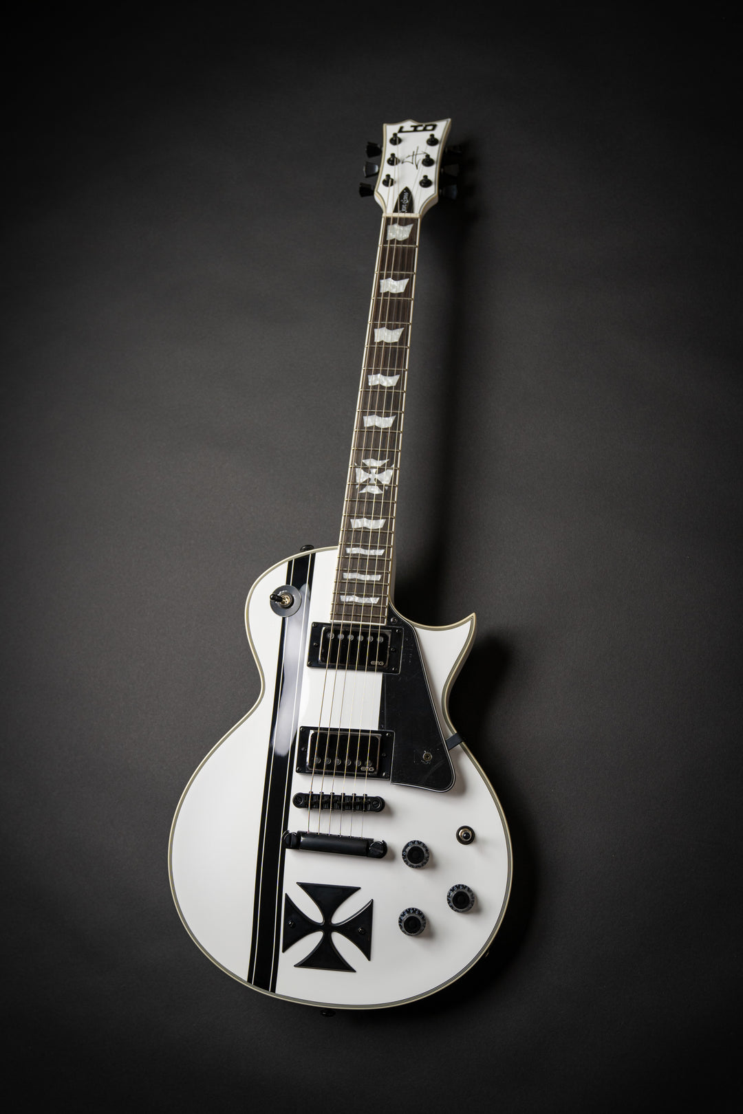 Iron Cross (W21051251)