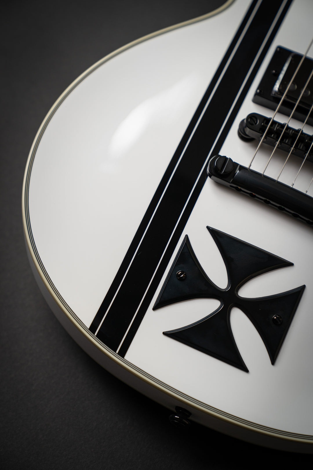 Iron Cross (W21051251)