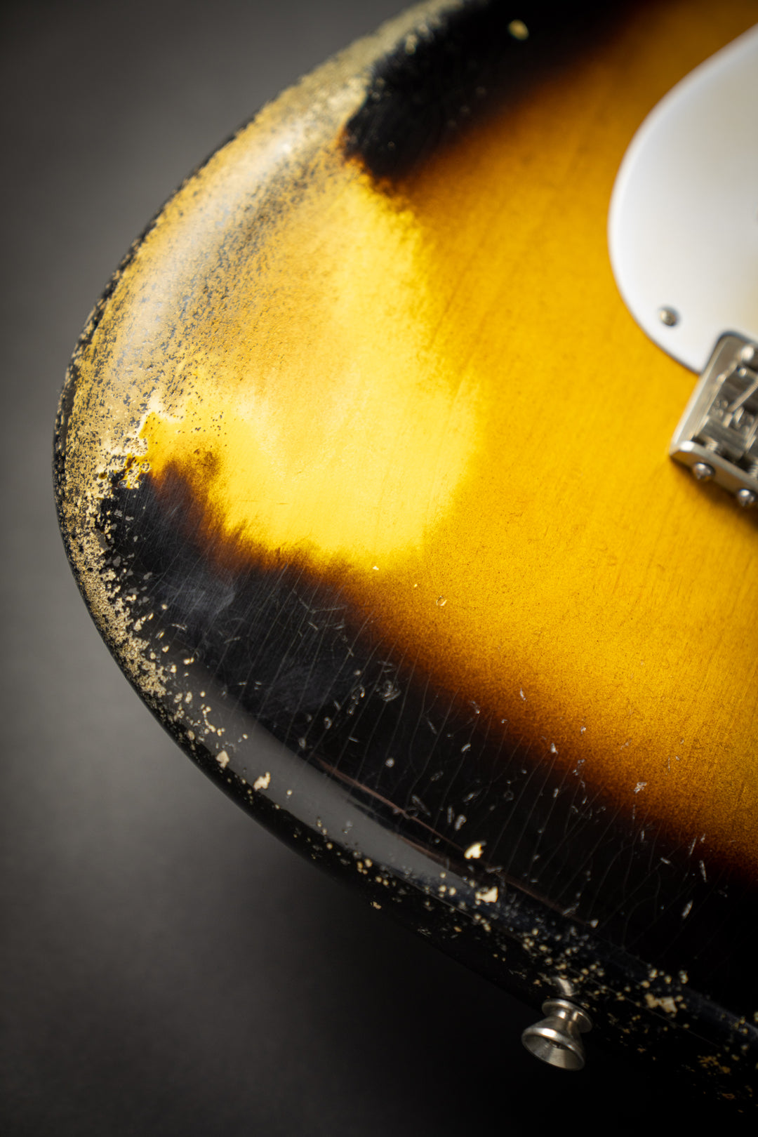 '57-S 2 Tone Burst (18560)