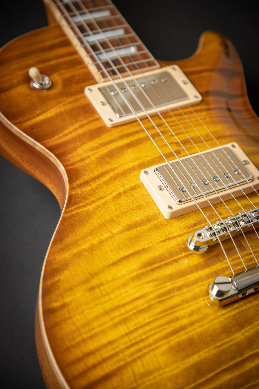 Orca 59 Brazilian Faded Sunburst (03448)
