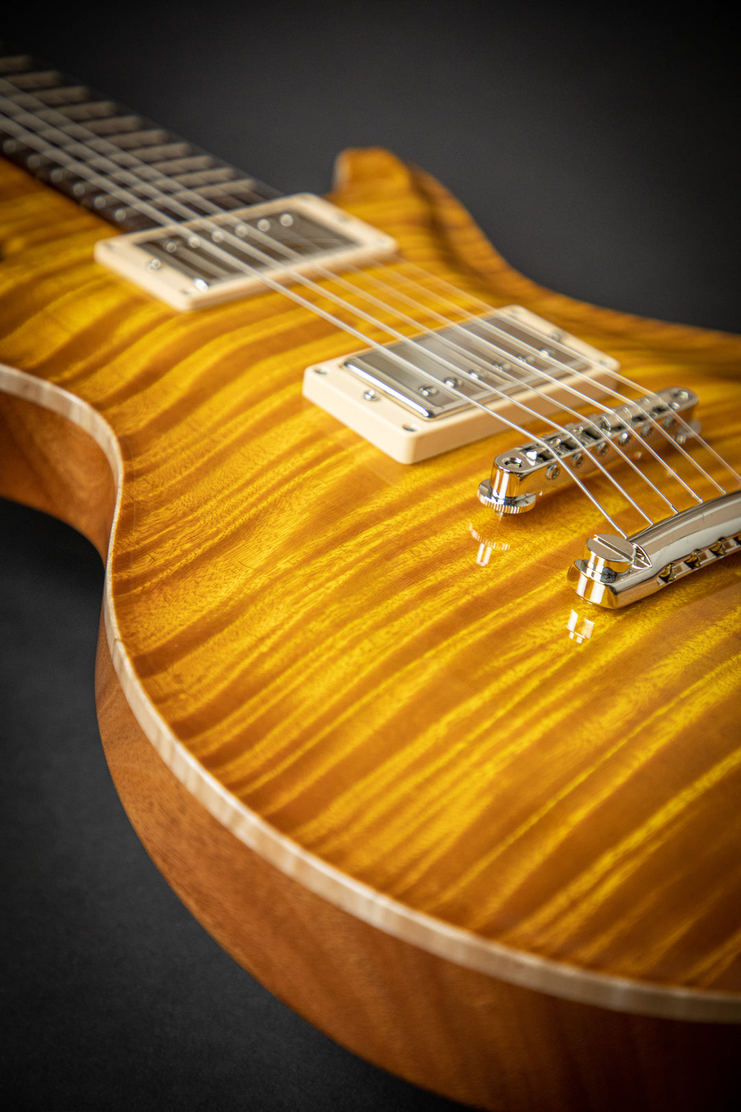 Orca Faded Sunburst Fat Back Exceptional Curly Maple Top (93001)