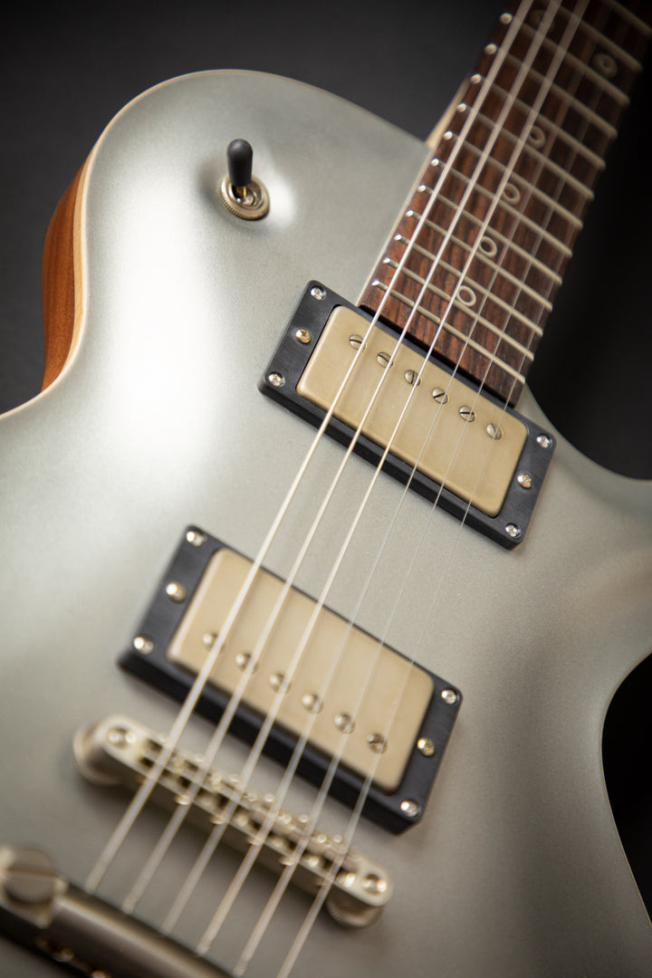 Orca Worn Platinum Silver Exp Curly Maple Neck (03372)