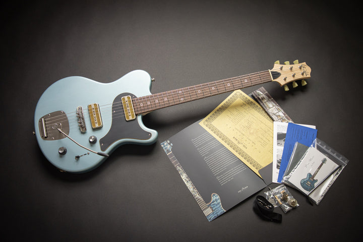 Nik Huber Piet Worn Ice Blue Mastery (03300) - Guitars Rebellion
