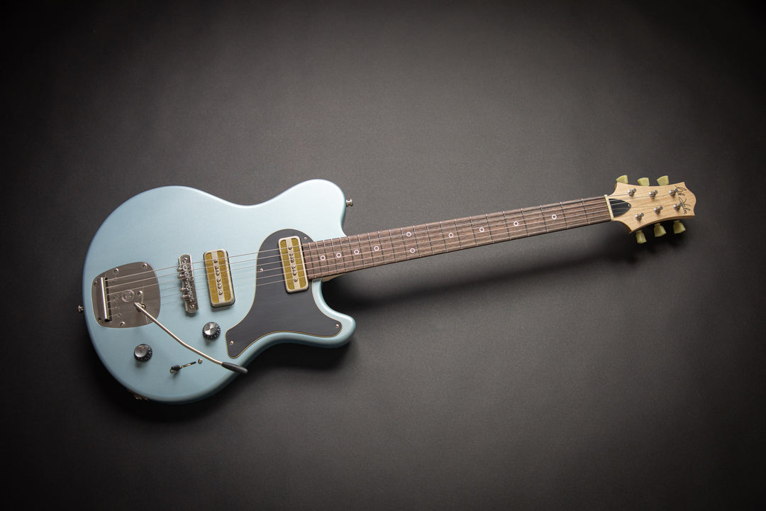 Nik Huber Piet Worn Ice Blue Mastery (03300) - Guitars Rebellion
