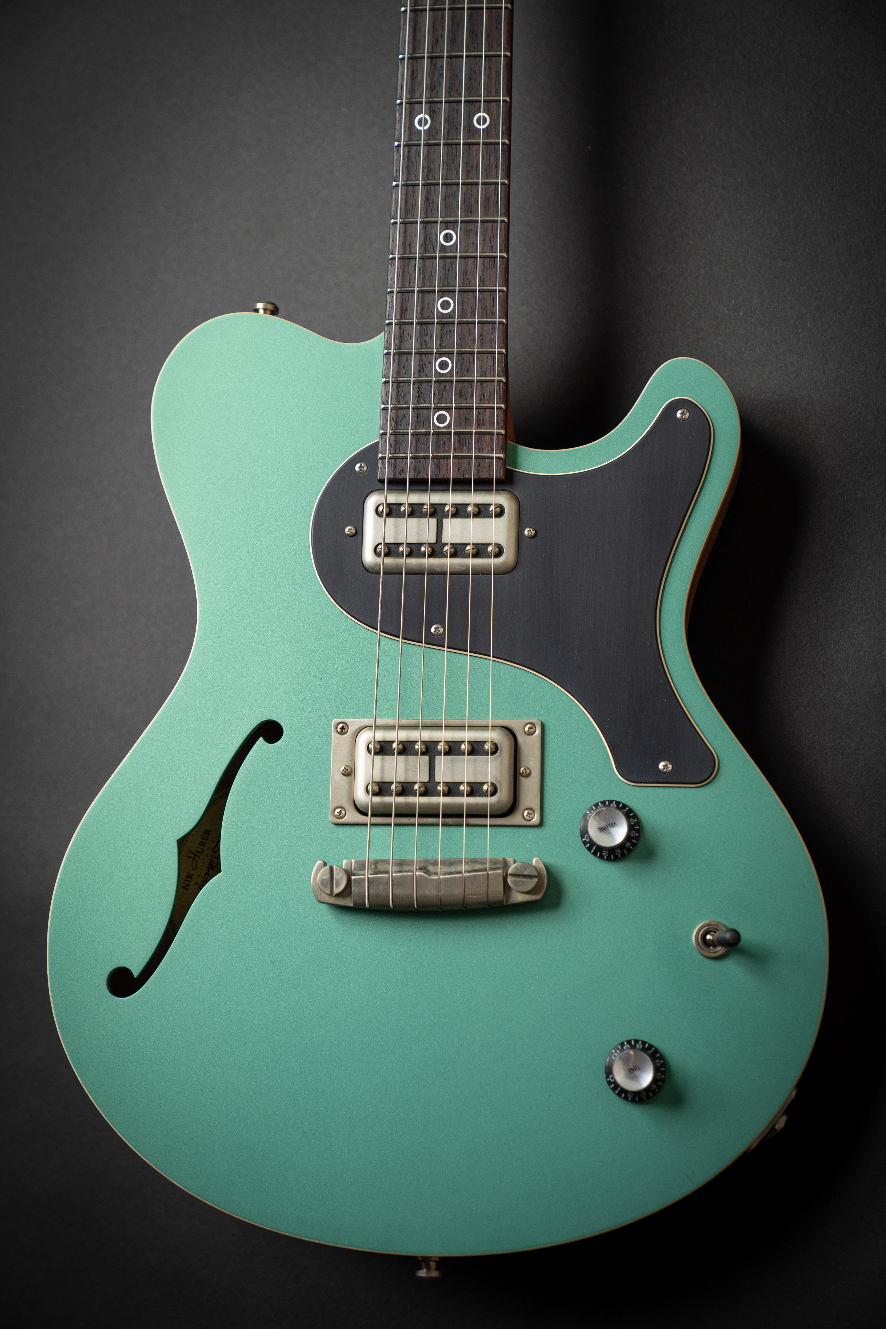 Nik Huber Surfmeister Green Turquoise (13763) – Guitars Rebellion