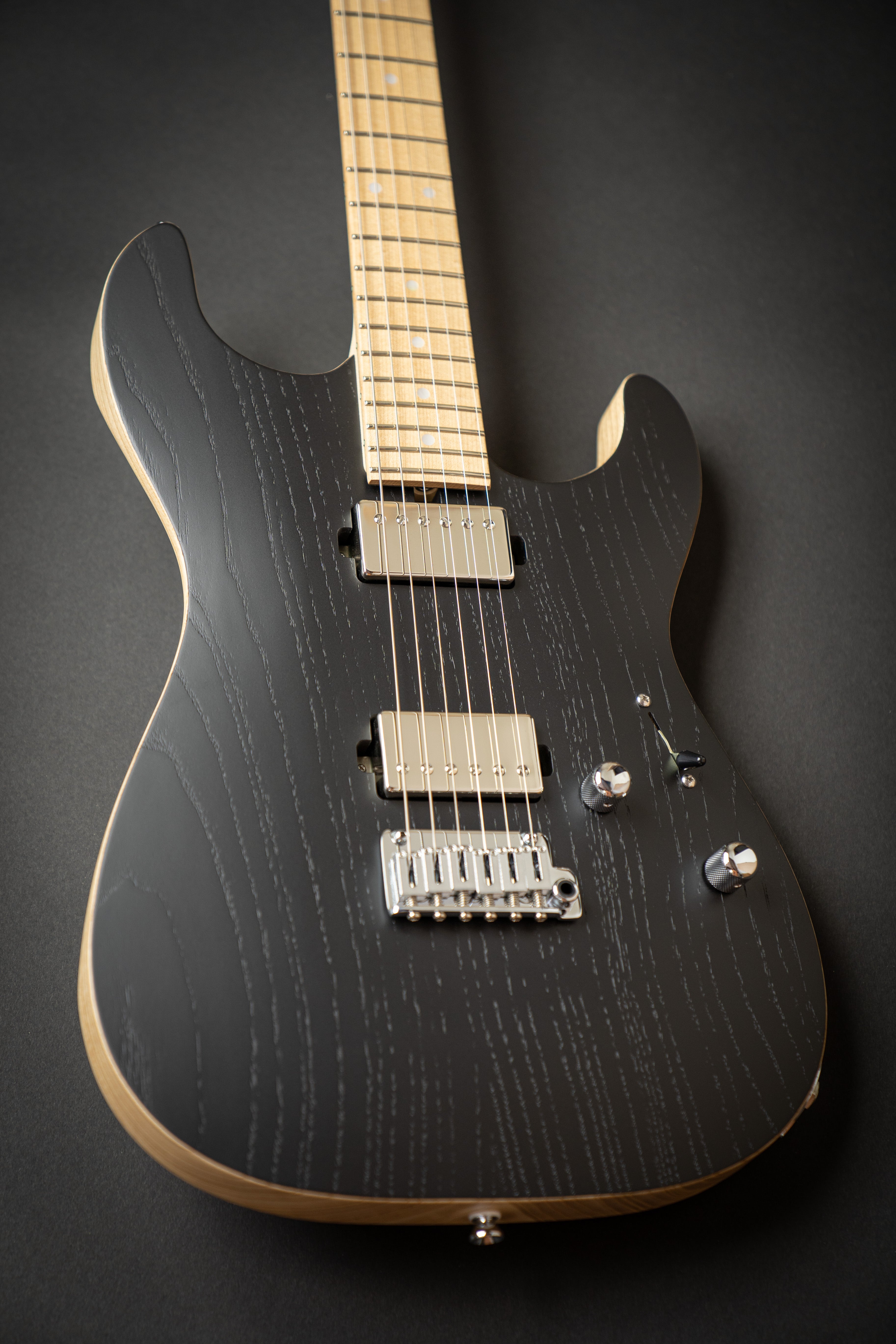 Saito S-622 Black Open Pore HH (211767) – Guitars Rebellion