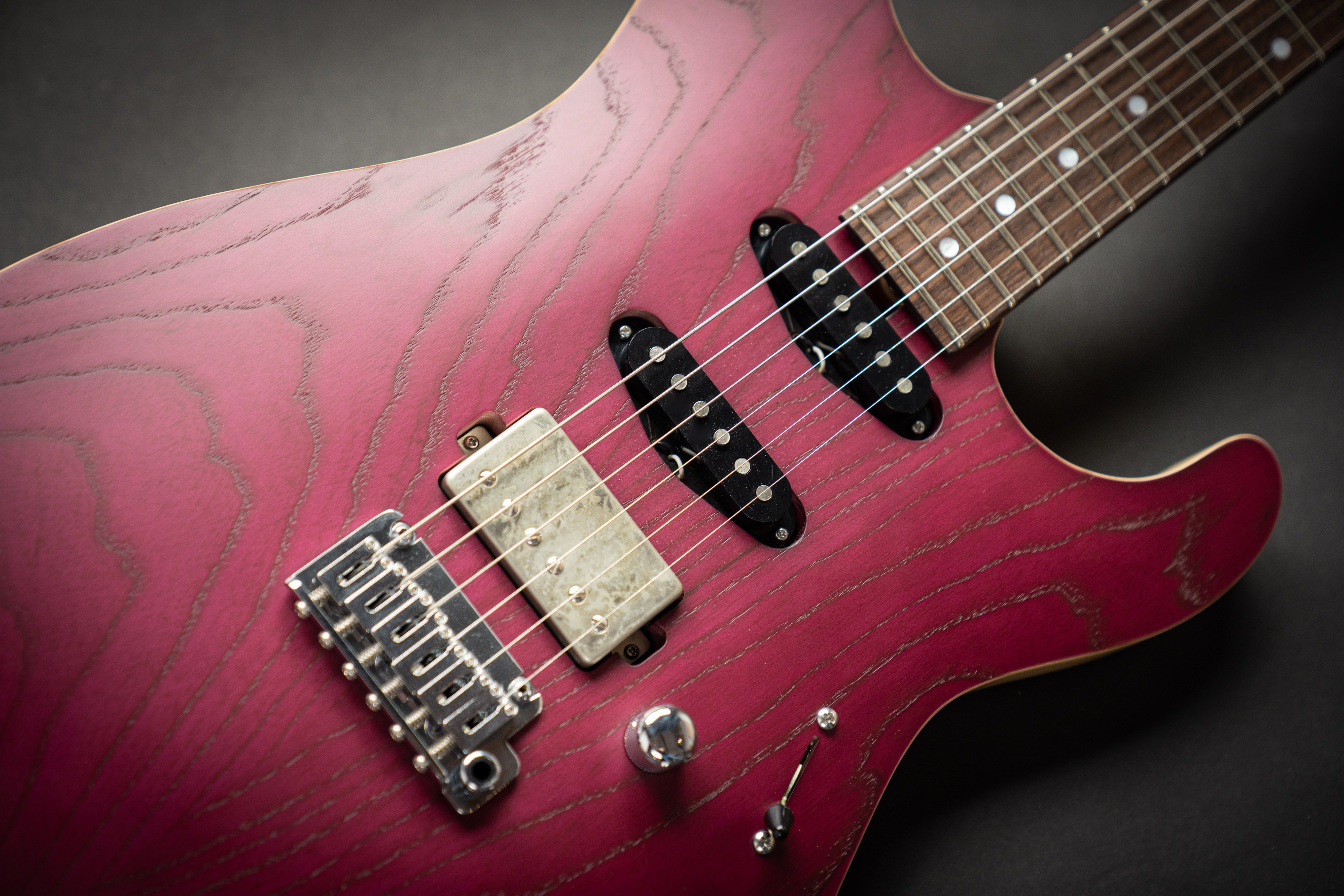 Saito S-622 Custom Trans Purple (191017) – Guitars Rebellion