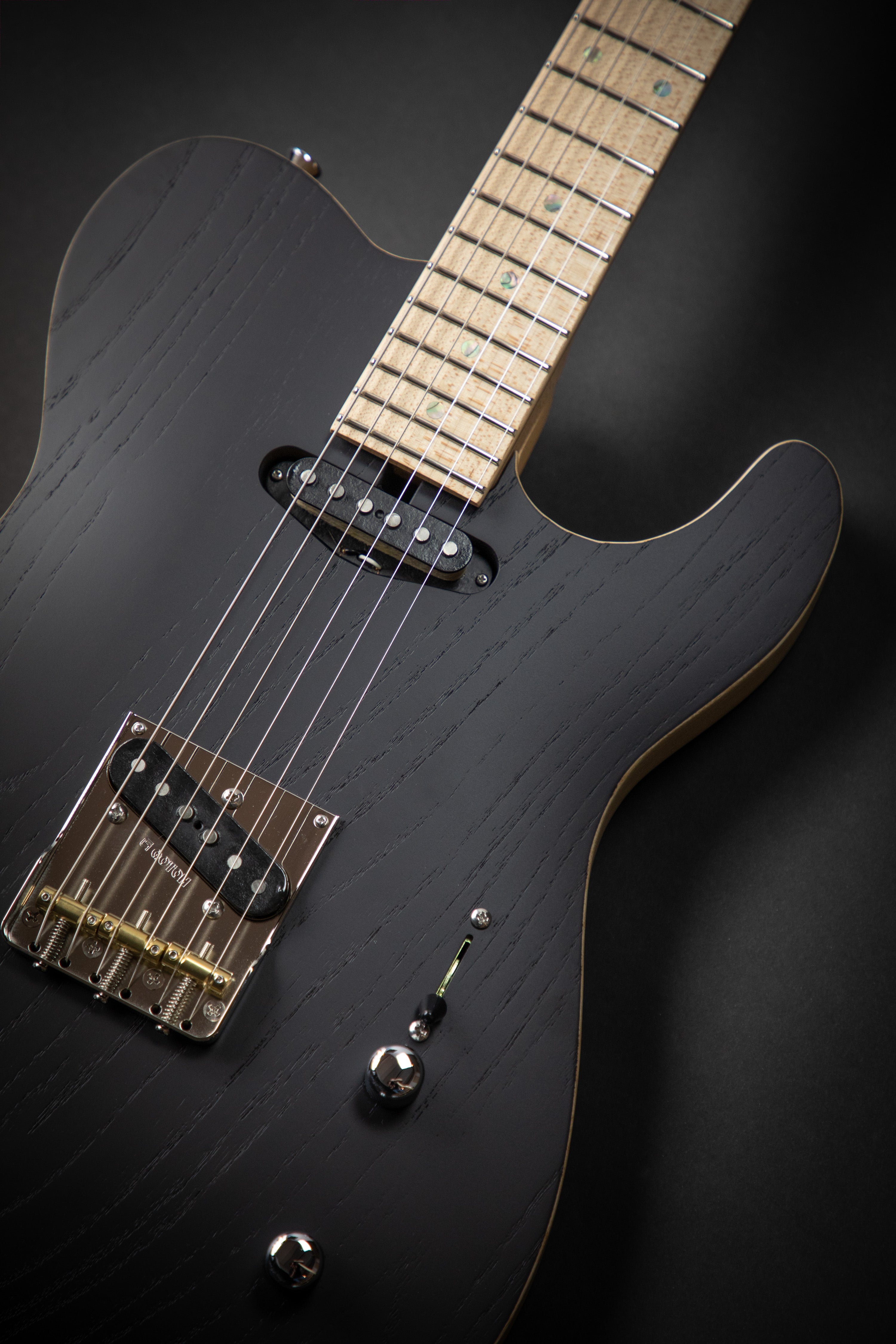 レフティ SAITO GUITARS S-622L BlackOpenPore Saito S-622TLC Custom Black Open Pore (191018) – Guitars Rebellion