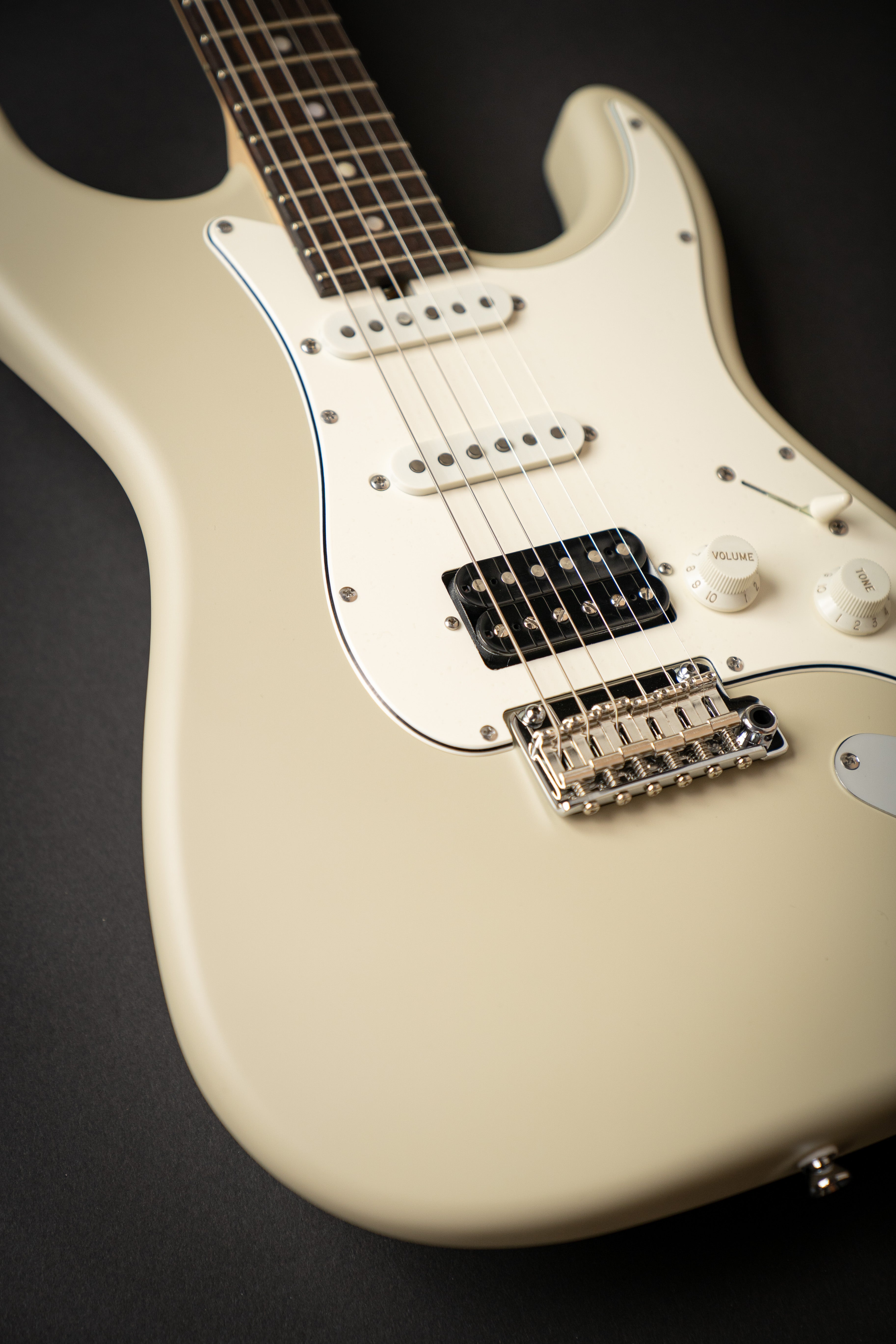 Saito S-622CS Sand Beige (211763) – Guitars Rebellion