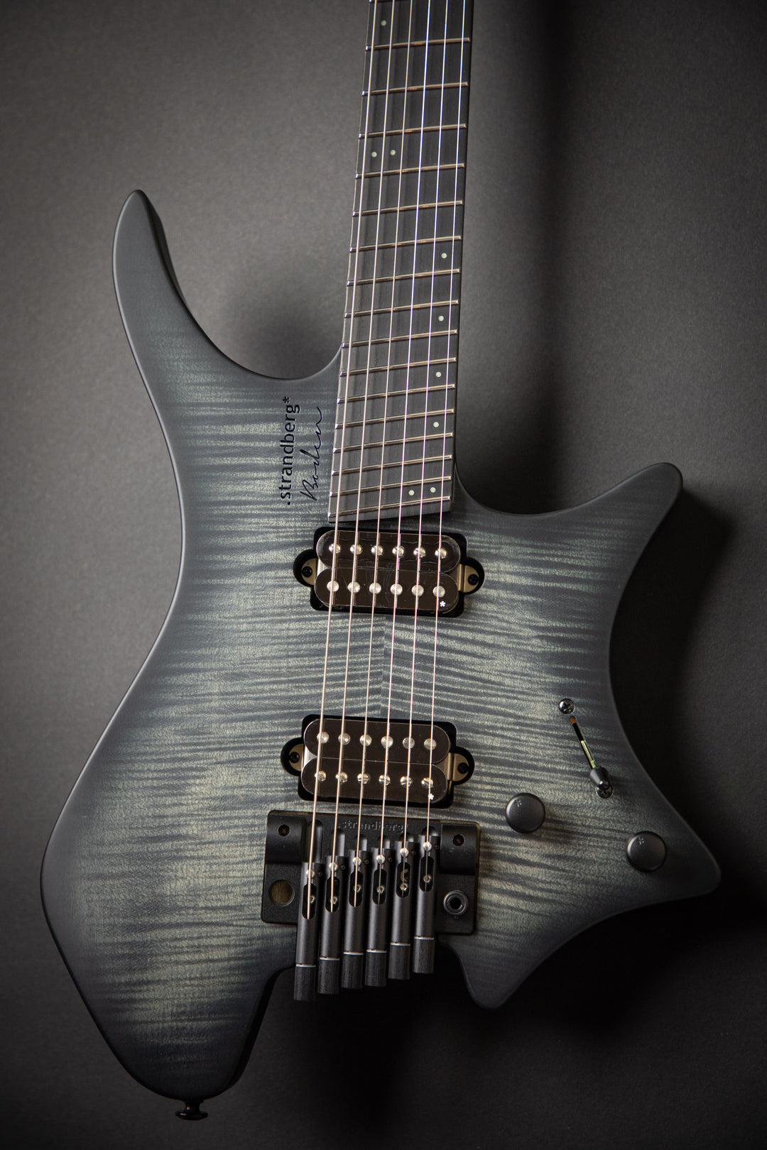 Boden Prog 6 Neck-Thru Trans Gray Burst (C2101204)