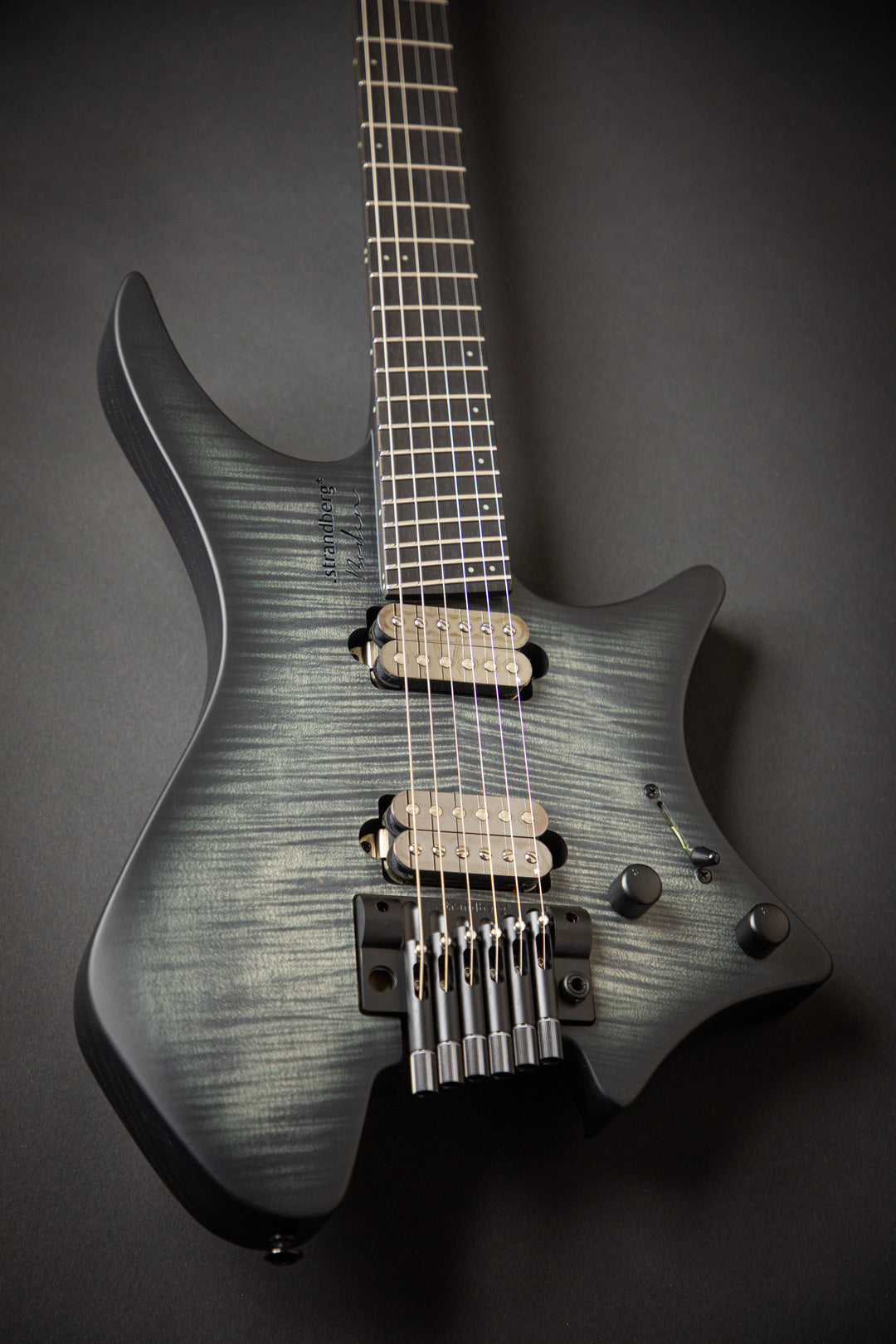 Boden Prog 6 Neck-Thru Trans Gray Burst (C2101204)