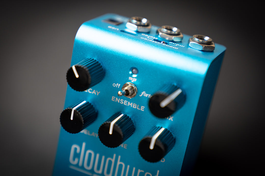 cloud reverb pedal Strymon Cloudburst Ambient Reverb – Guitars Rebellion
