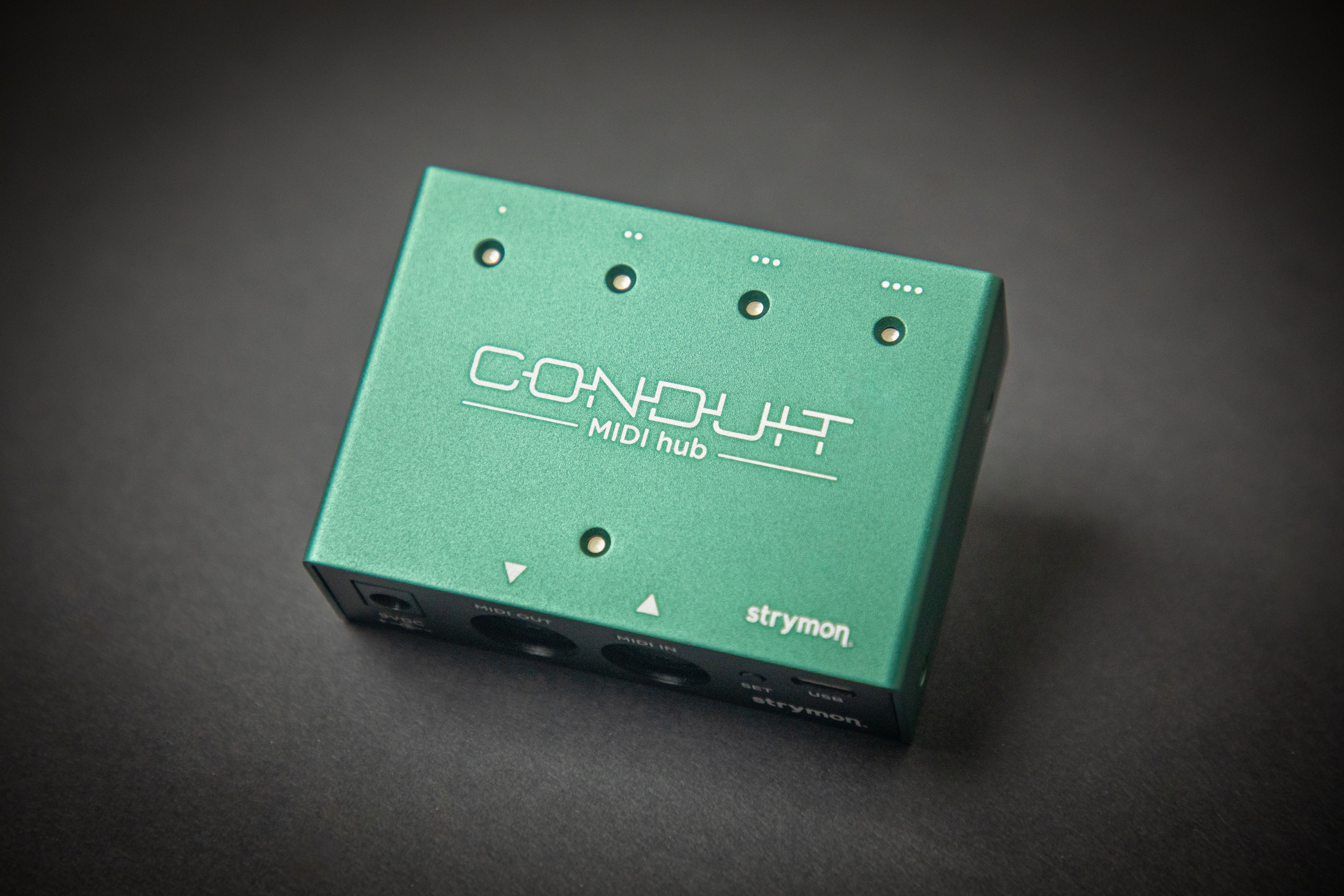 ギター strymon CONDUIT MIDI hub Strymon Conduit MIDI Hub – Guitars Rebellion