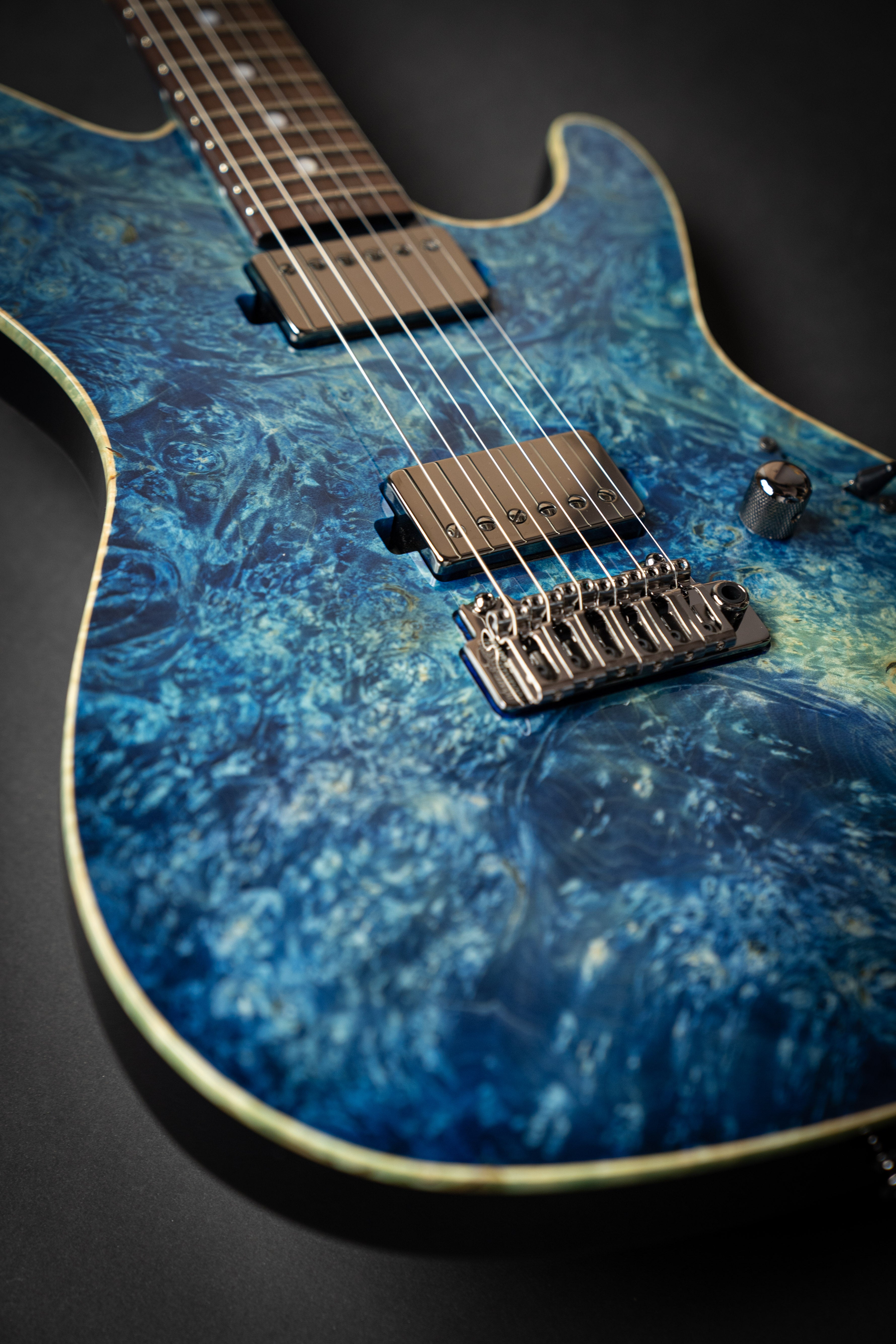 Sugi DS496 MLR-BM-MR-ASH Blue Grotto (S210192) – Guitars Rebellion