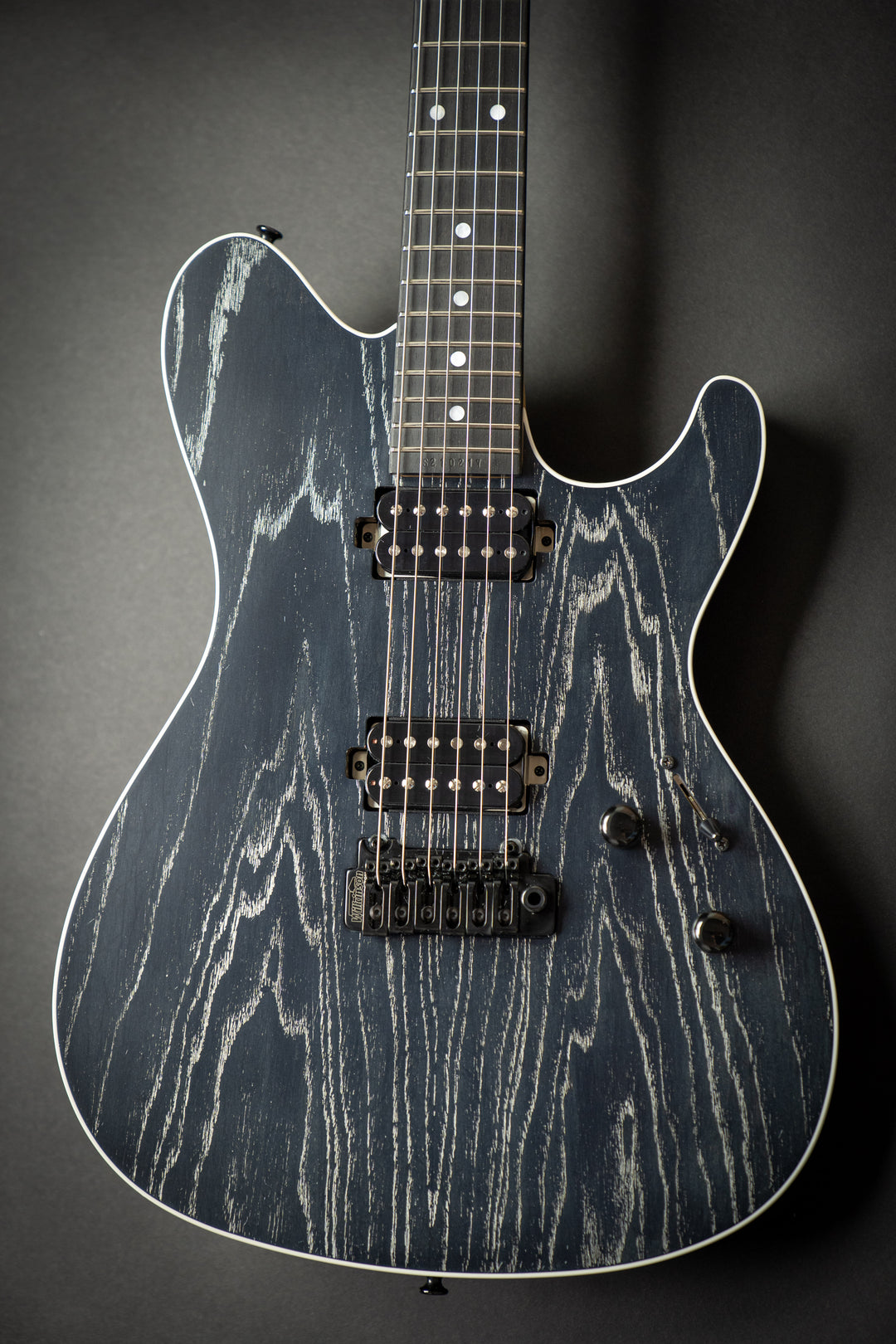 Su Gi Sugi Guitars – Guitars Rebellion