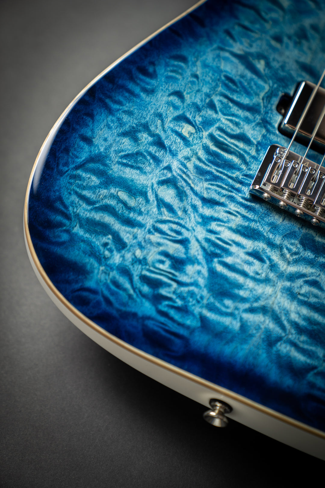 Drop Top Arctic Blue Burst (061722N)