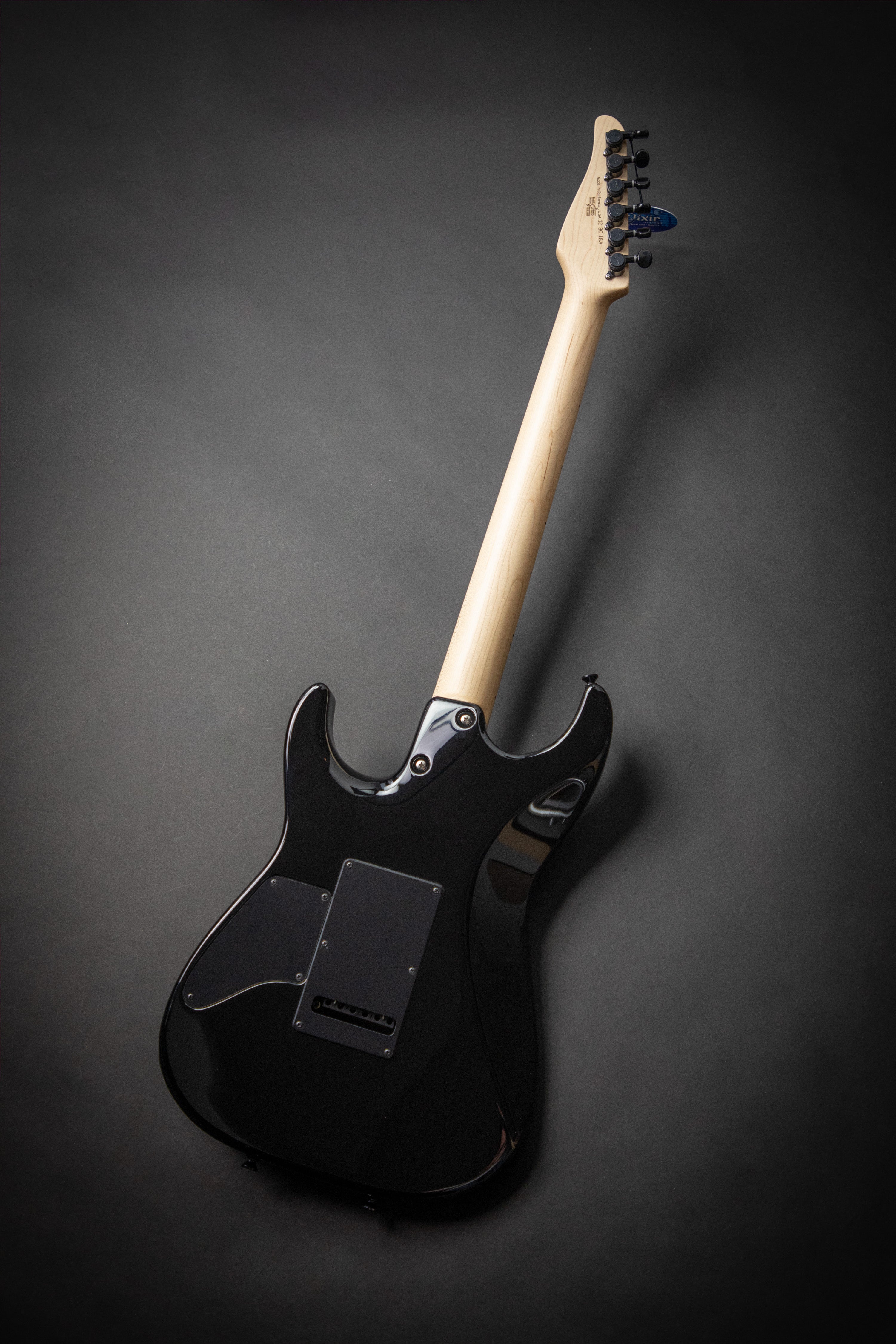 Tom Anderson Drop Top Black Surf Maple (123018A) – Guitars Rebellion