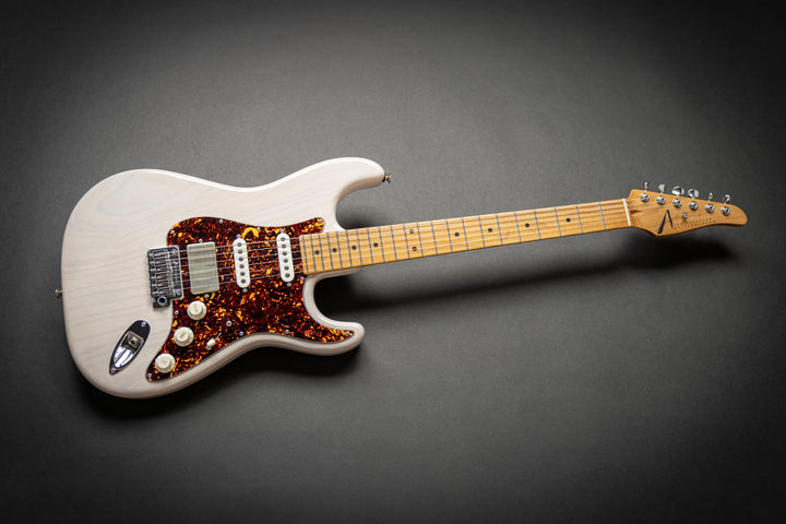 Icon Classic Translucent White (041322P)