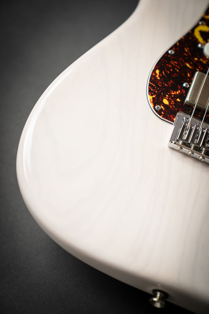 Icon Classic Translucent White (041322P)
